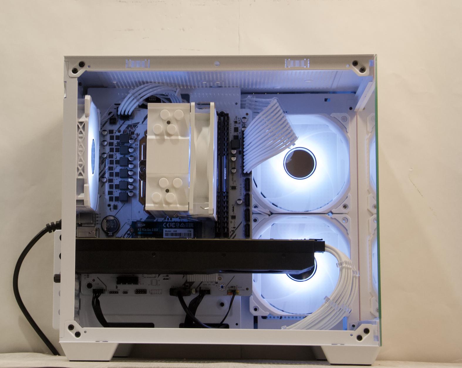 RTX 3070, Ryzen 5 5500, 16GB DDR4, 1TB NVMe SSD, WiFi - Gaming PC
