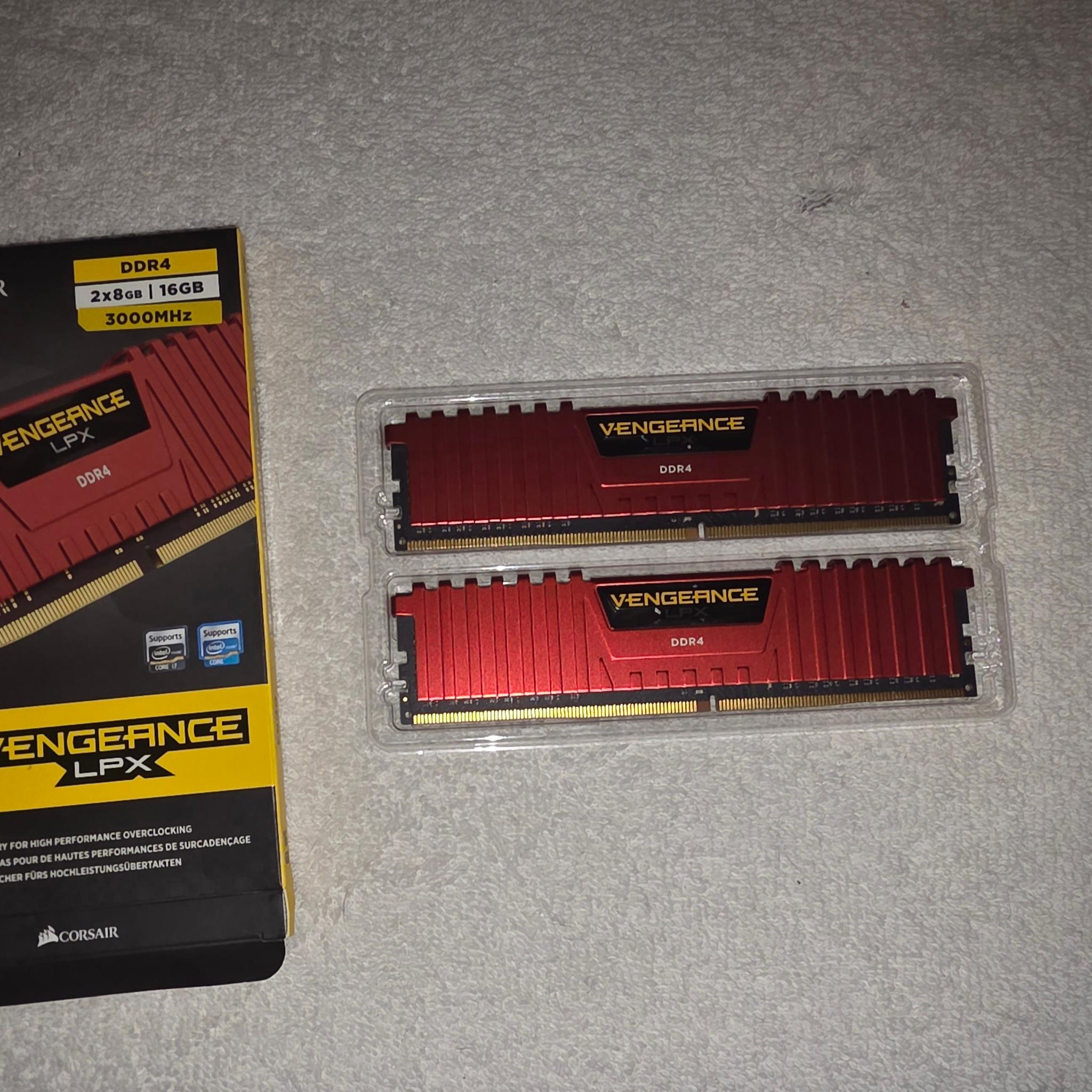 CORSAIR Vengeance LPX 16GB (2 x 8GB) DDR4 3000 (PC4 24000) | Jawa