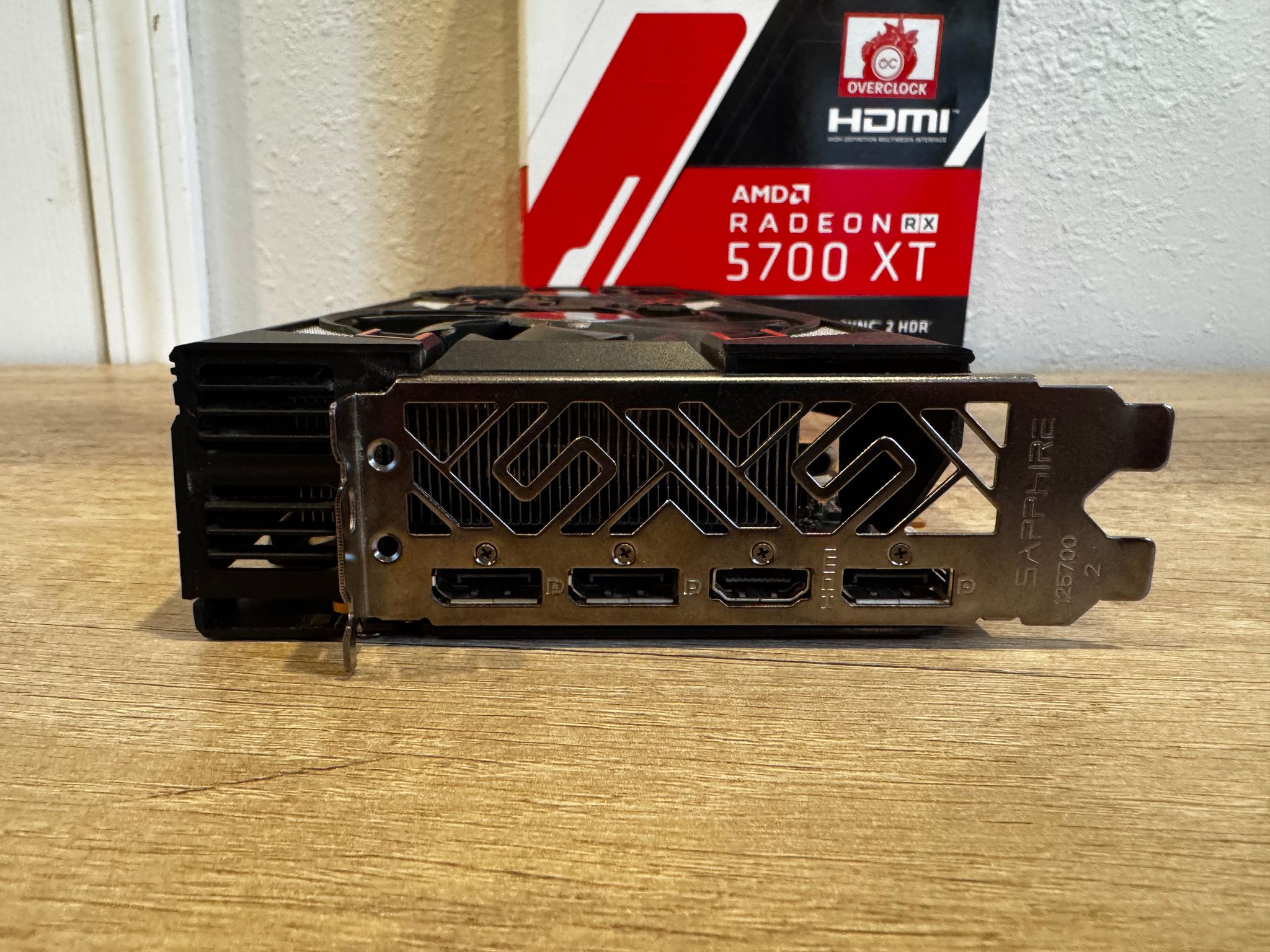 Sapphire PULSE Radeon RX 5700 XT