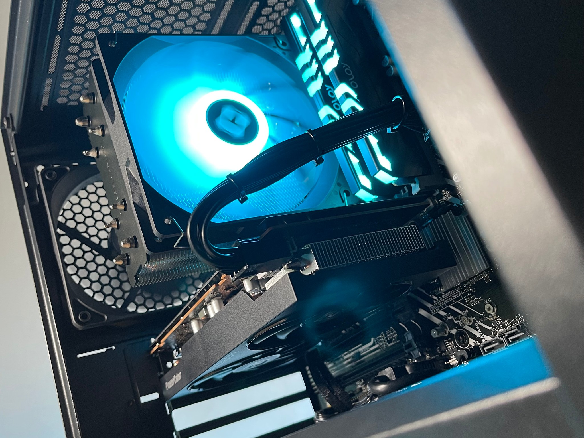 Gaming PC | INTEL i3 12100 | RTX 3050 8GB | 16GB DDR4 3200 | 1TB GEN4 SSD