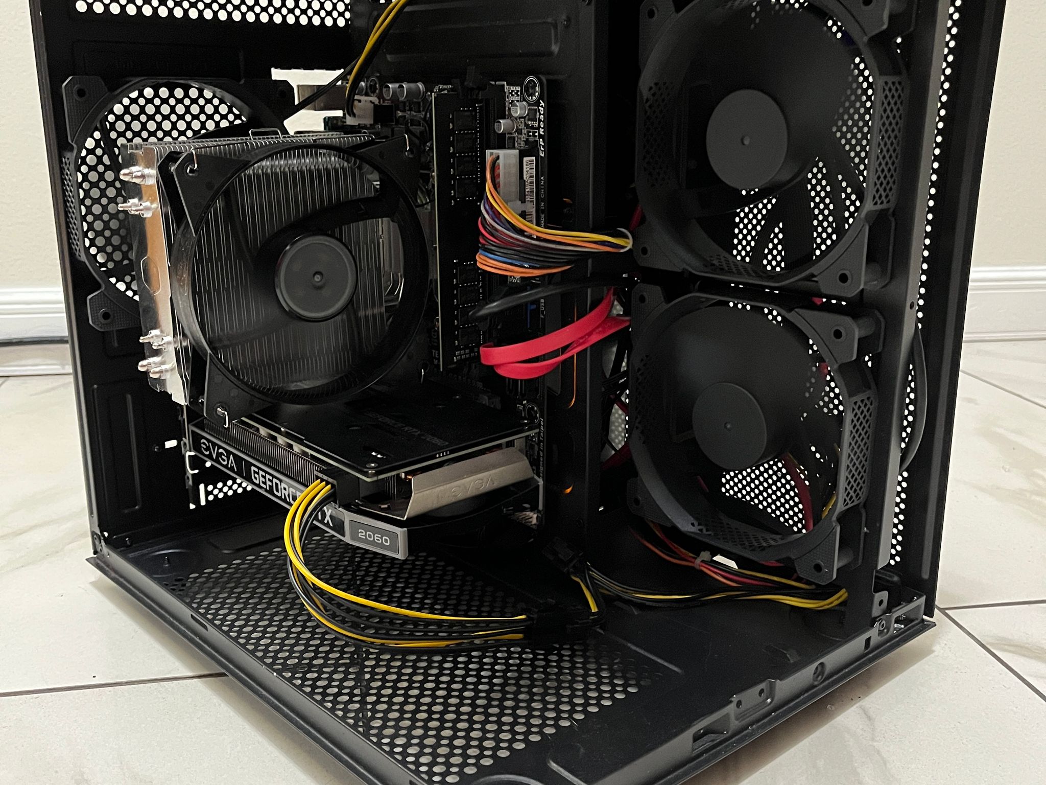RTX 2060,Intel i5-7500,16GB RAM,870 GB Storage,Gaming PC w/Wi-Fi & BT-Defective Case,See Description