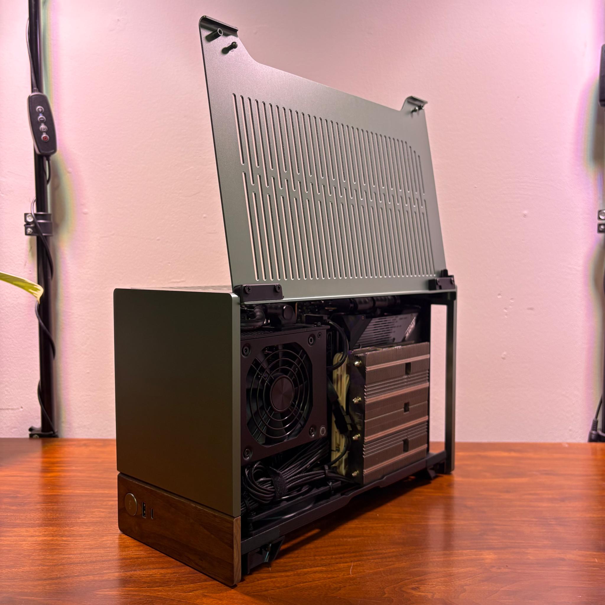 RTX 5070 | Ryzen 5 9600X | 32GB DDR5 | 1 TB SSD | 850W PSU | Noctua Cooler | Terra ITX