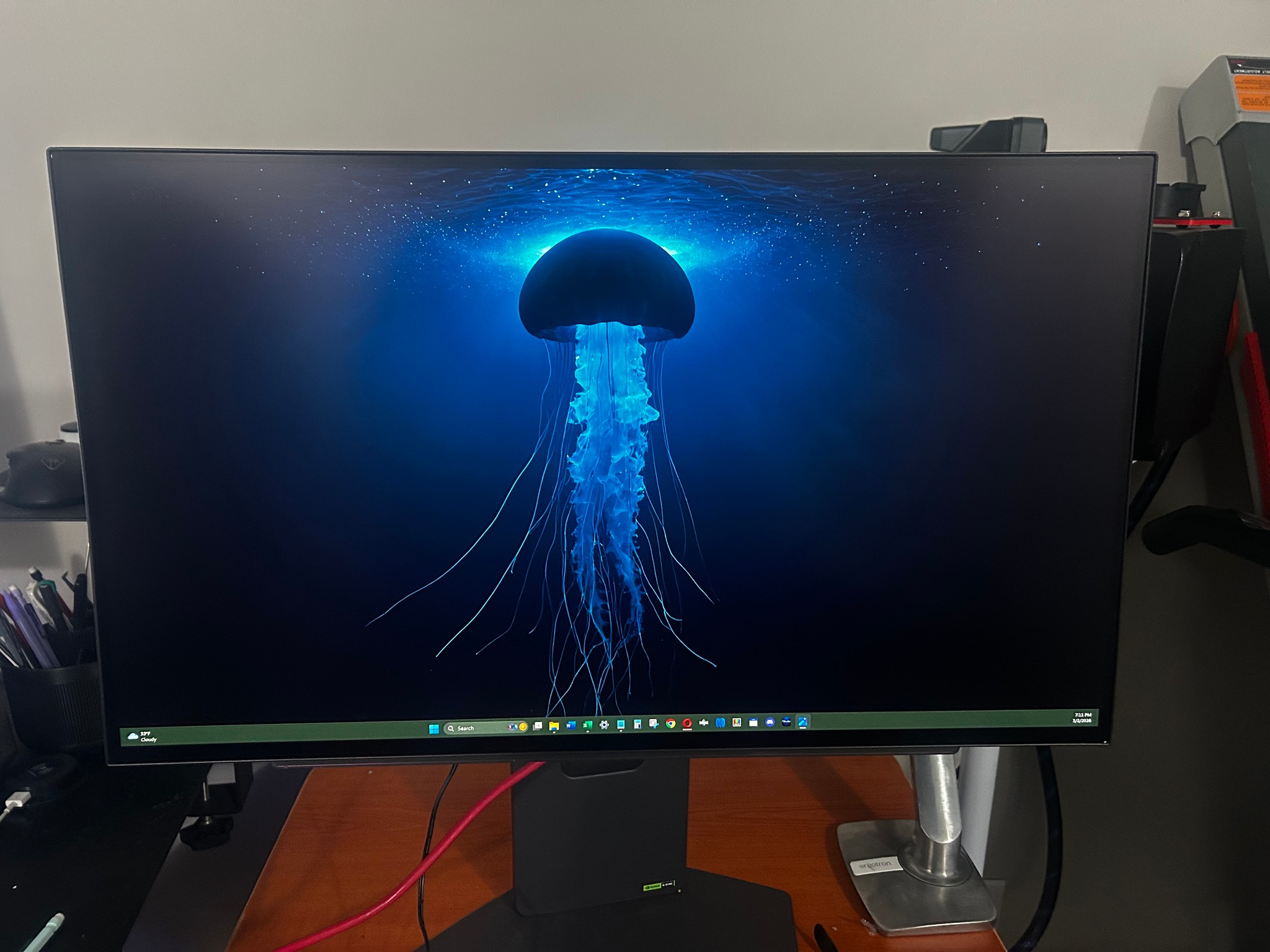 LG UltraGear OLED 27” (480hz Refresh Rate) 2560x1440 (2K) Resolution Gaming Monitor (27GX790A-B)