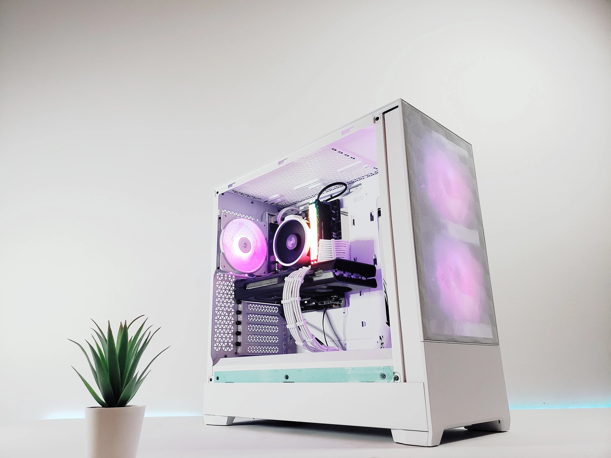 R5🚨White P2P Gaming PC V2 |⚙️5700XT| Brand New✨ |