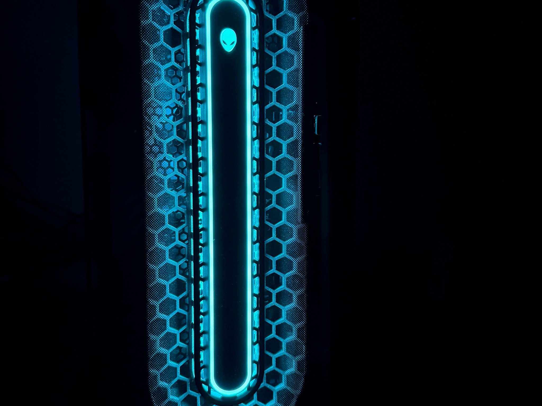 Dell Alienware Aurora R15