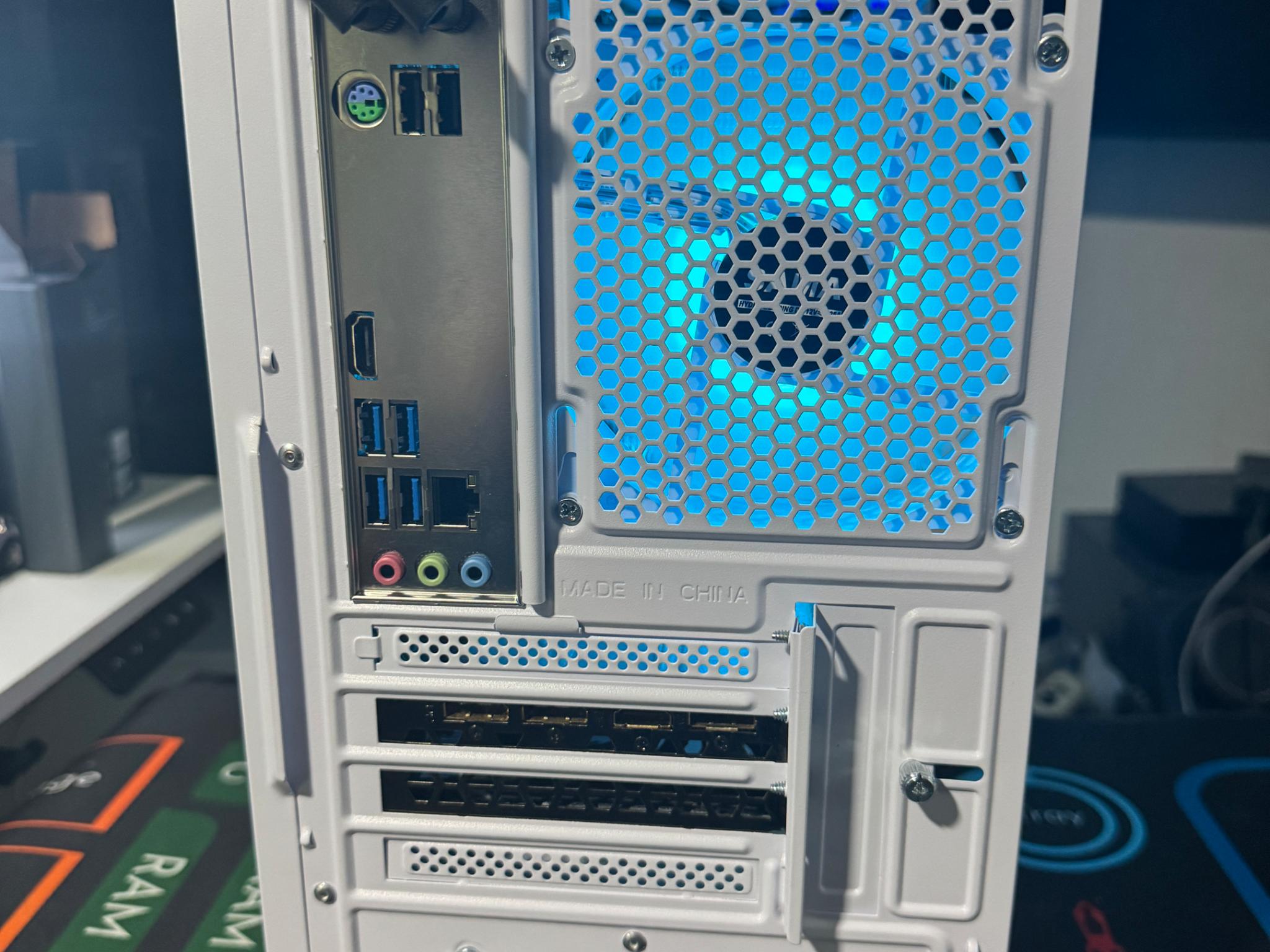 ❄️ S N O W ❄️ Gaming PC | Ryzen 5 3600 | GTX 1660 Ti | 16GB DDR4 | 512GB SSD