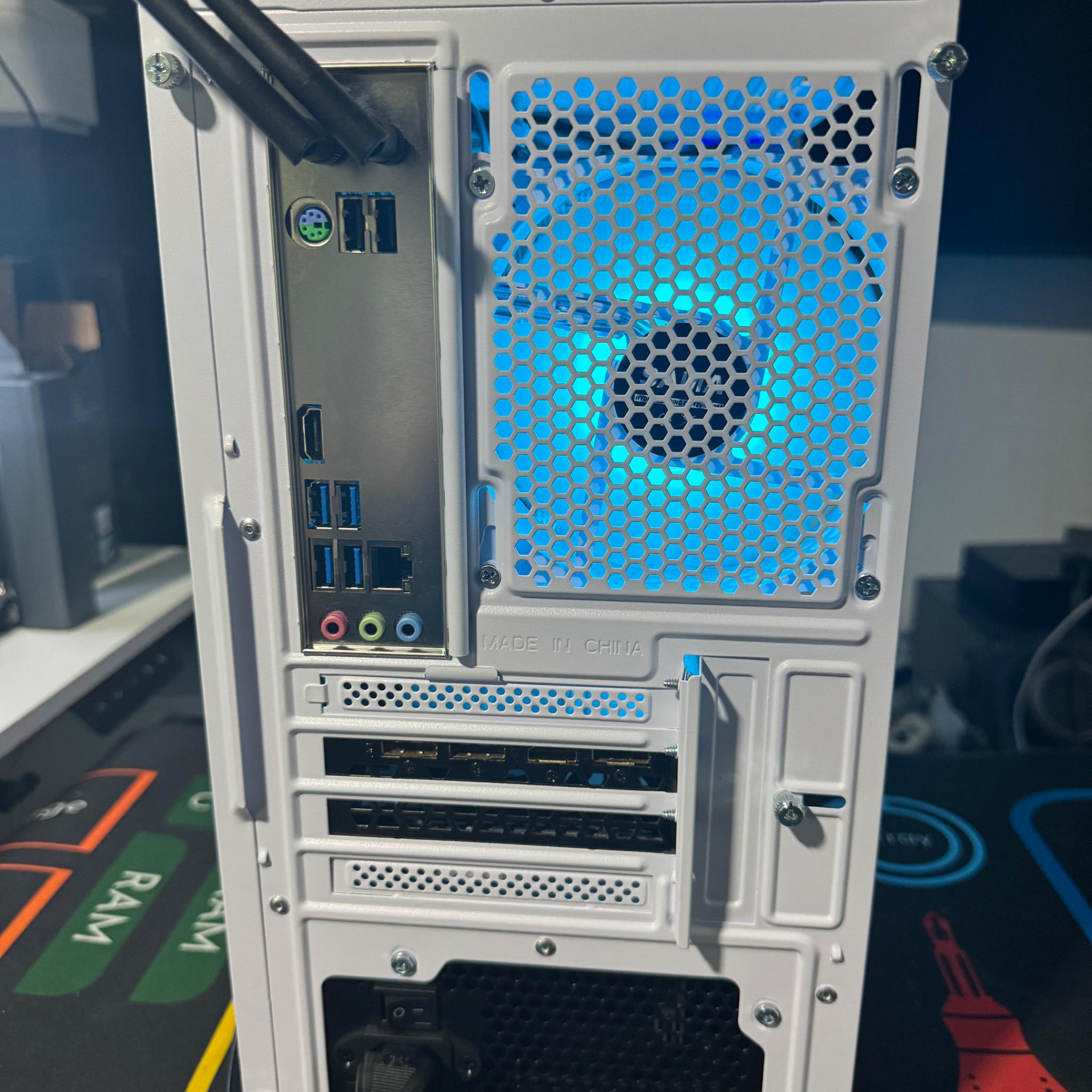 ❄️ S N O W ❄️ Gaming PC | Ryzen 5 3600 | GTX 1660 Ti | 16GB DDR4 | 512GB SSD