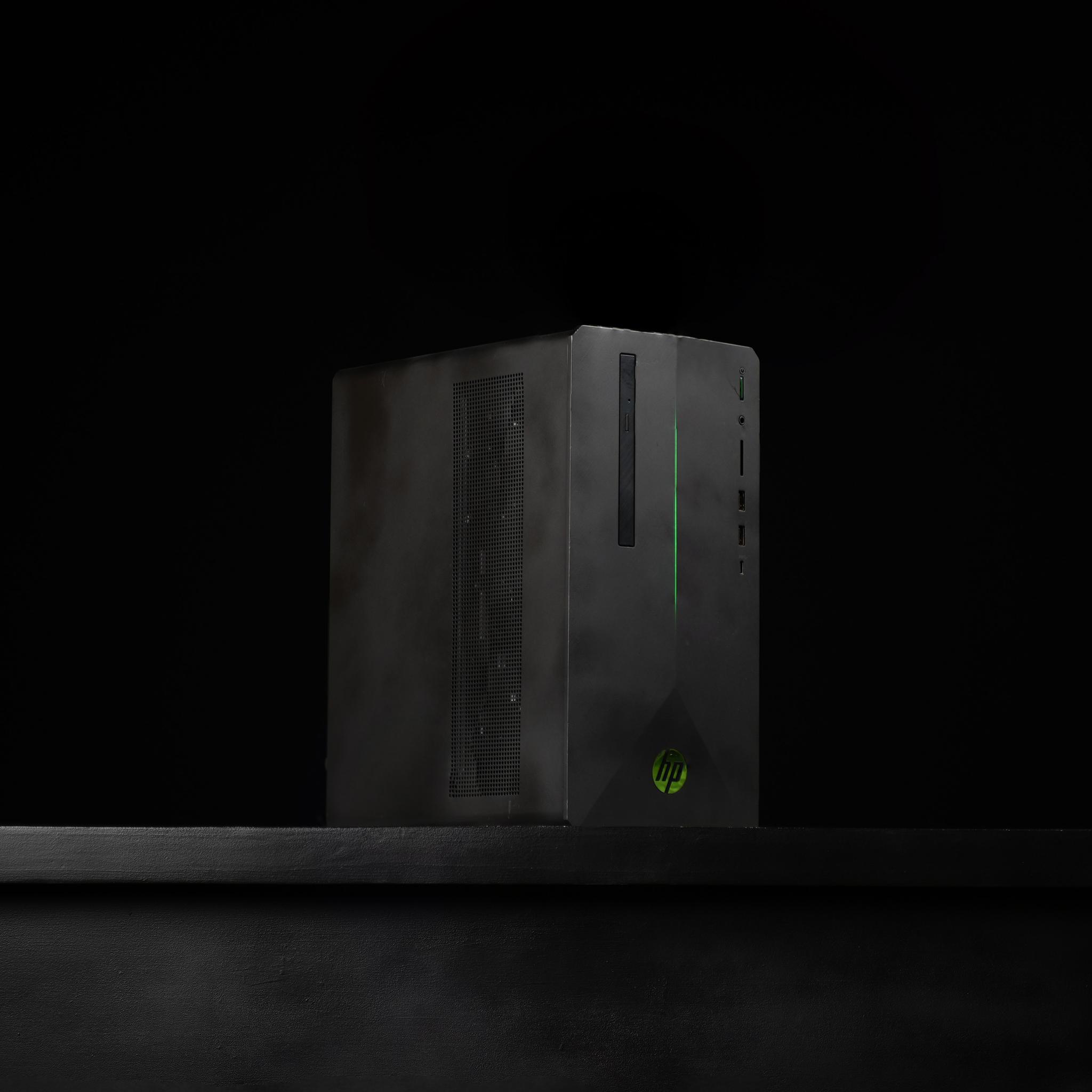 \ NA-06 / RX 550 AMD Ryzen 7 1700 .87TB Windows 11 16GB Gaming PC