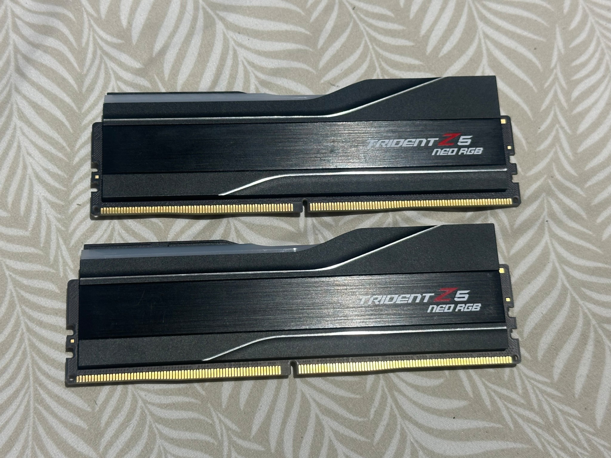 G.SKILL Trident Z5 Neo RGB Series (AMD Expo) DDR5 RAM 32GB (2x16GB) 6000MT/s CL30-38-38-96