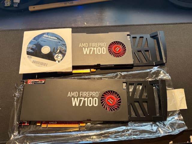 AMD Firepro W7100