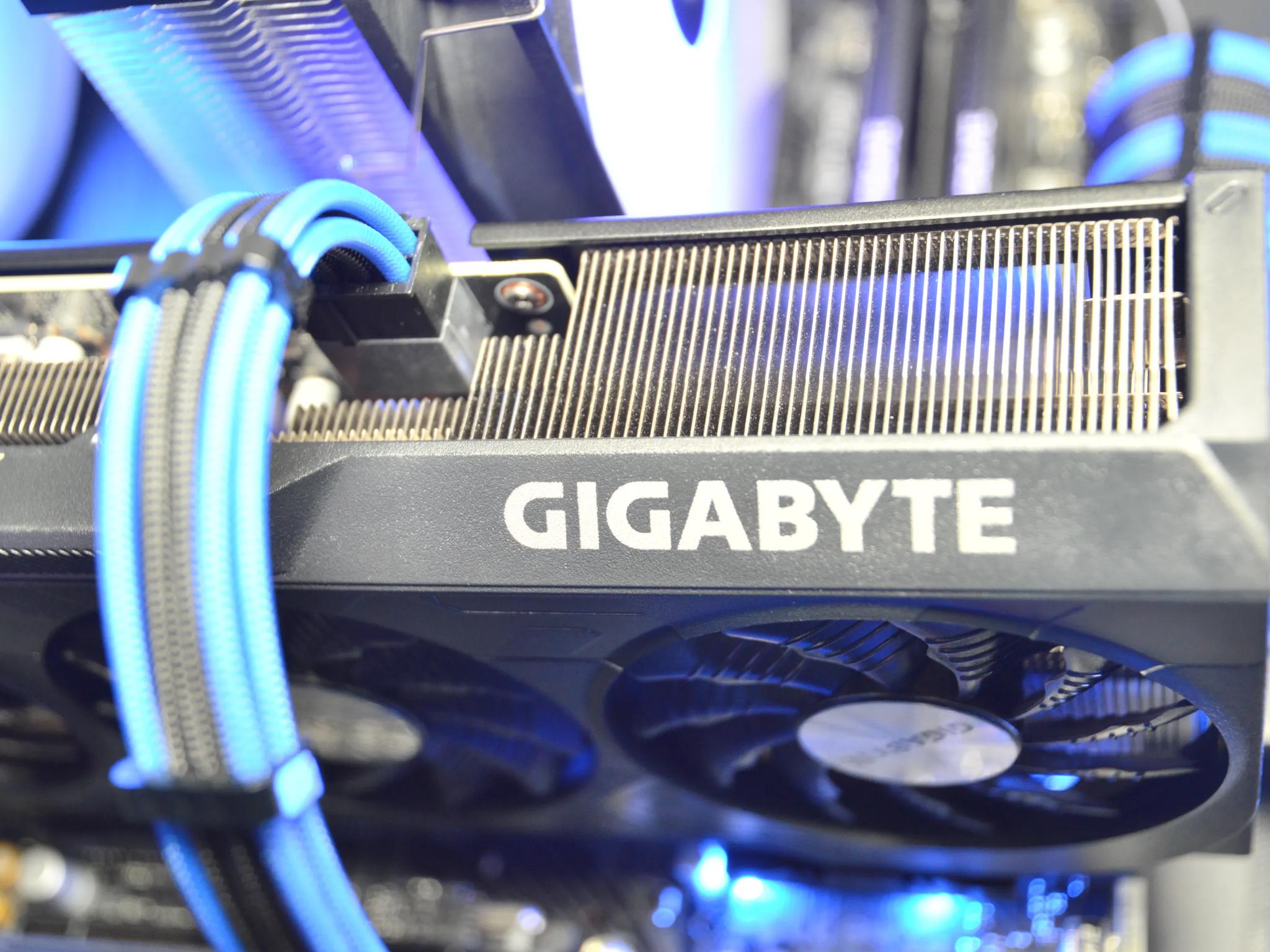 ⚡EXTREME⚡| RTX 4070 12GB| RYZEN 5 7500F | 32 GB DDR5 RAM | 2TB NVME SSD | Electric Night 2.0 |