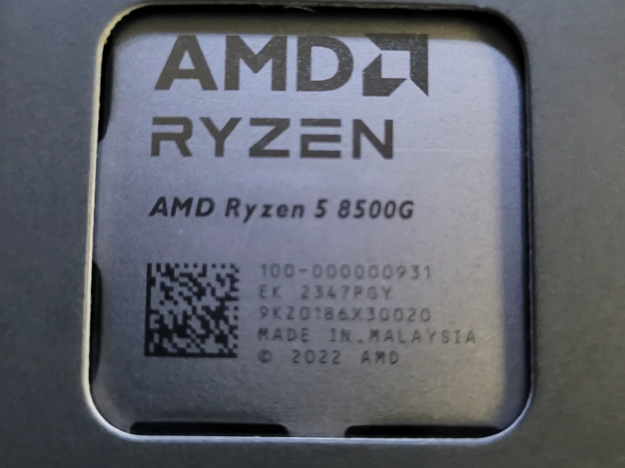 AMD Ryzen 5 8500G brand new unused