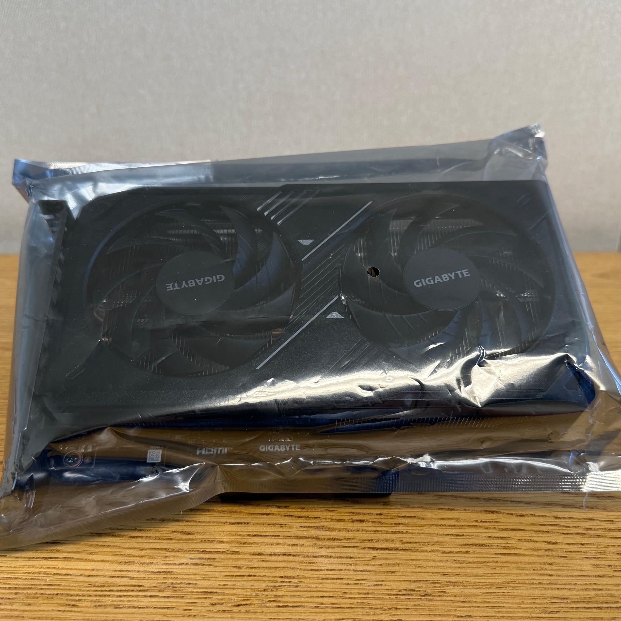 NEW GIGABYTE RTX 5060 8GB GDDR7 OC