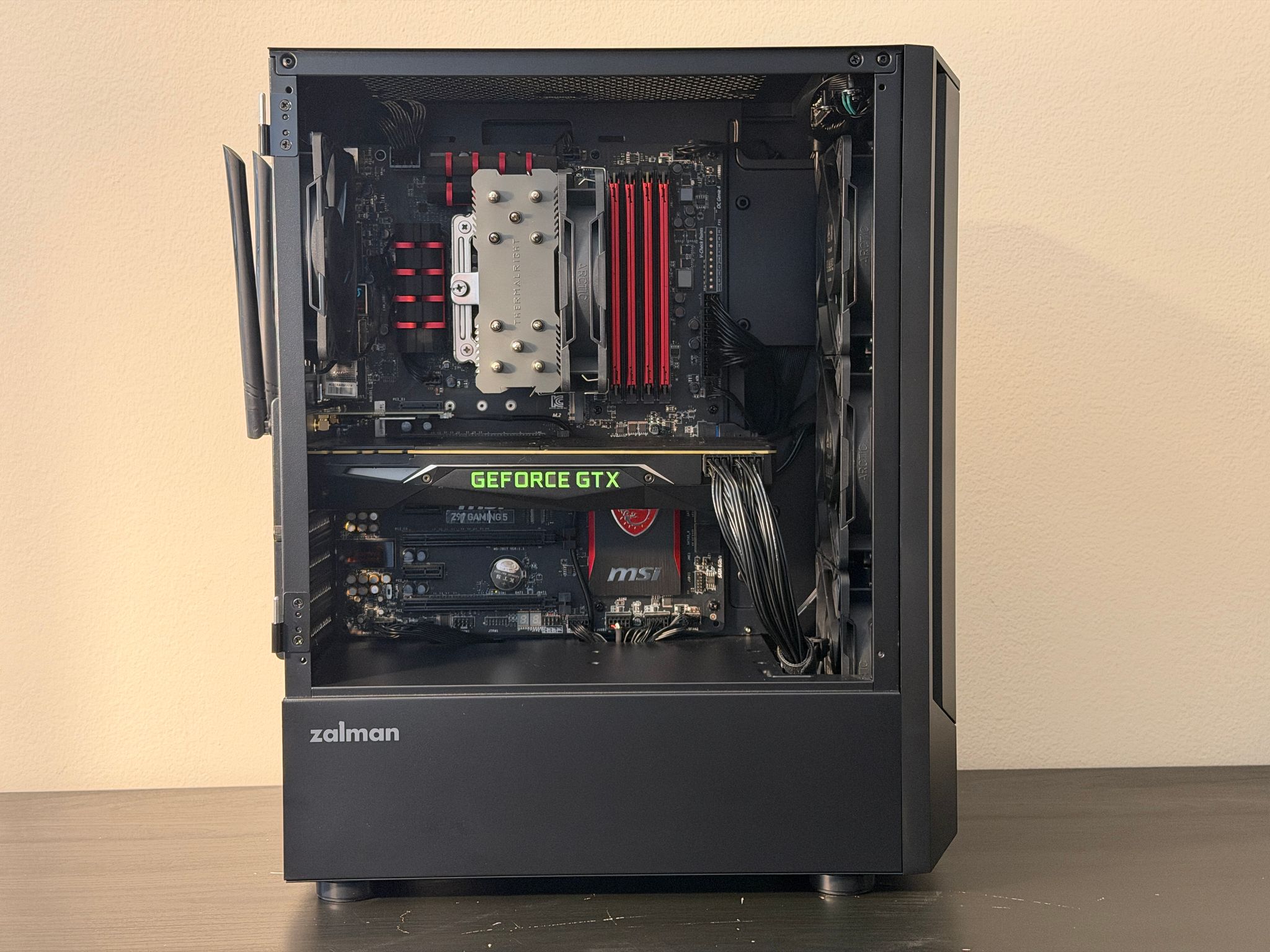 Retro Gaming PC - Intel Core i7 5775C - Nvidia GTX Titan XP - 32GB RAM - Windows 10 - WiFi + BT