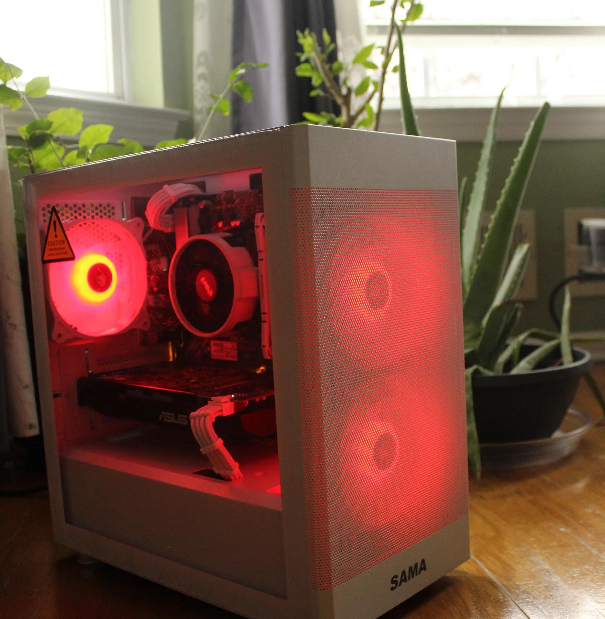 |200+ FPS FORTNITE| All White Ryzen 3 4100- RX 580- 16GB RAM- 512GB SSD WIFI