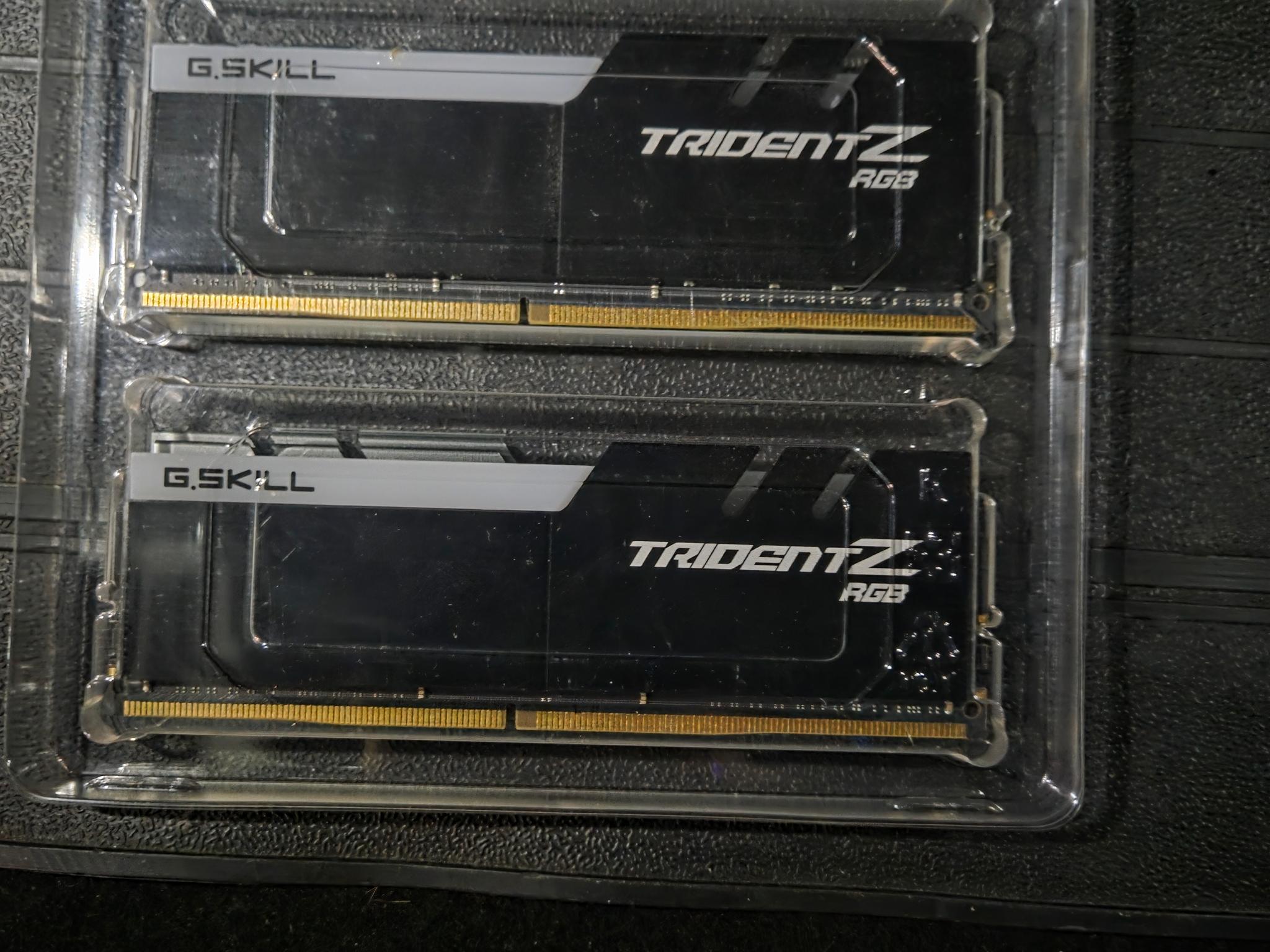 G.skill Trident Z RGB DDR4 3600MHZ