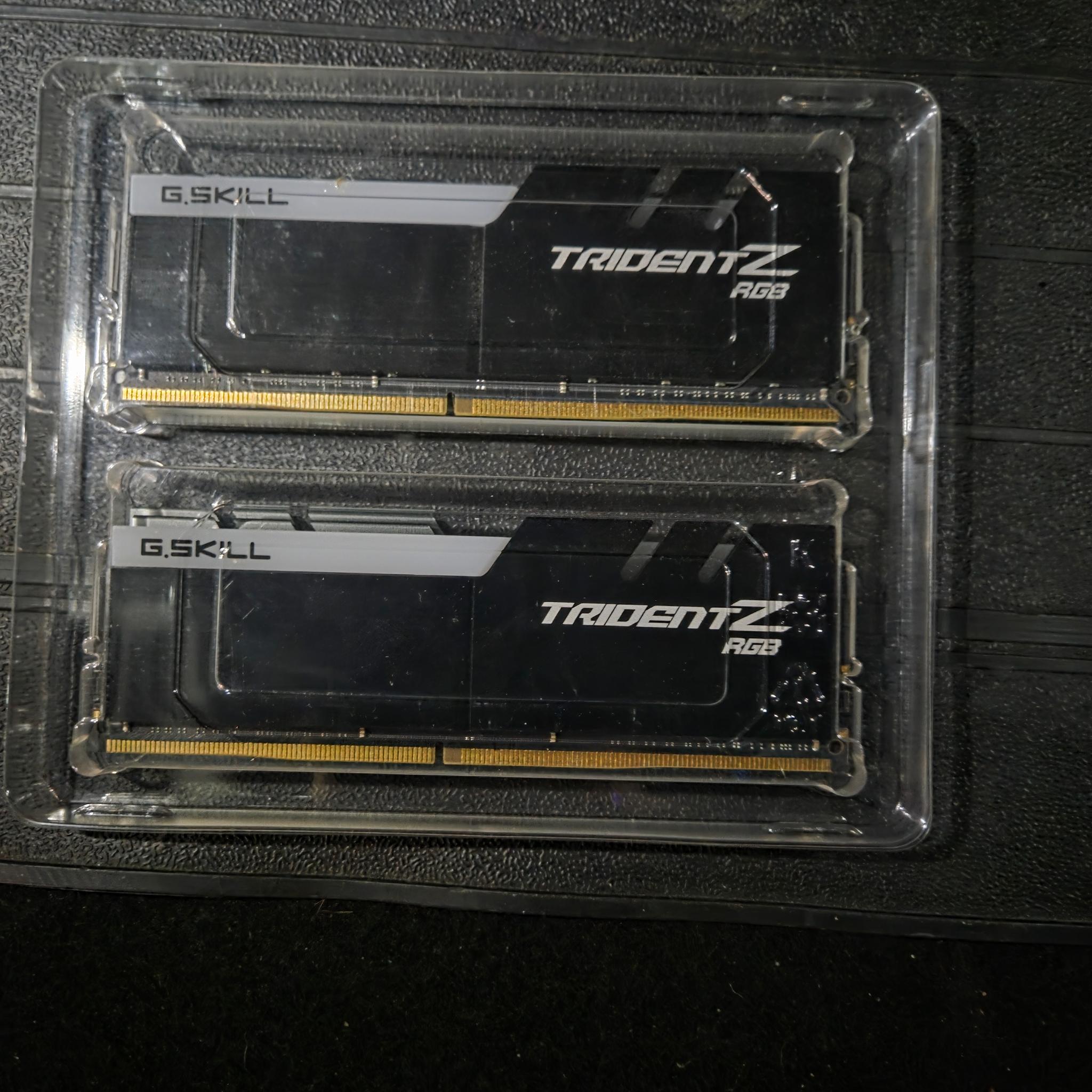 G.skill Trident Z RGB DDR4 3600MHZ