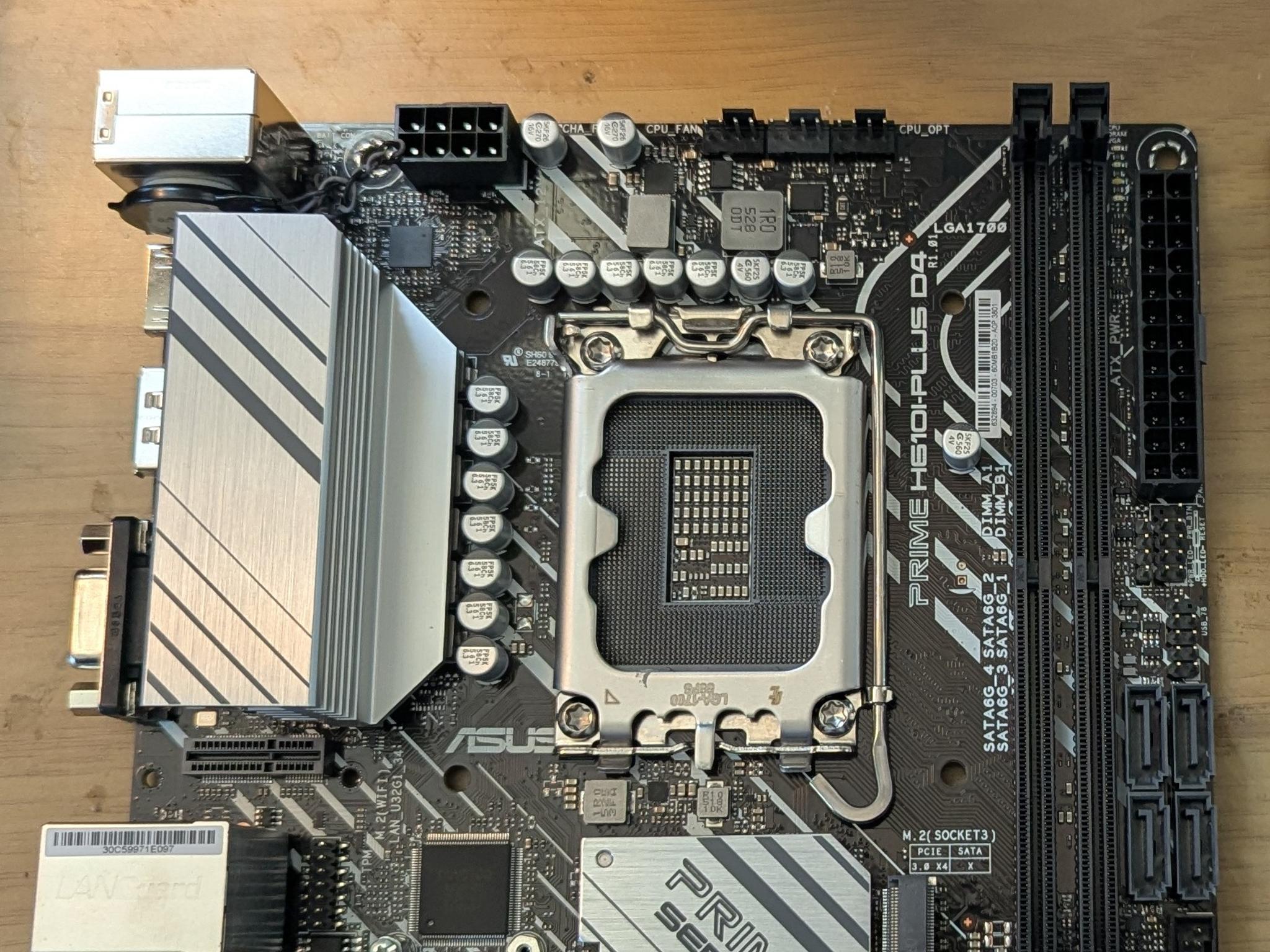 ASUS PRIME H610I-PLUS D4-CSM