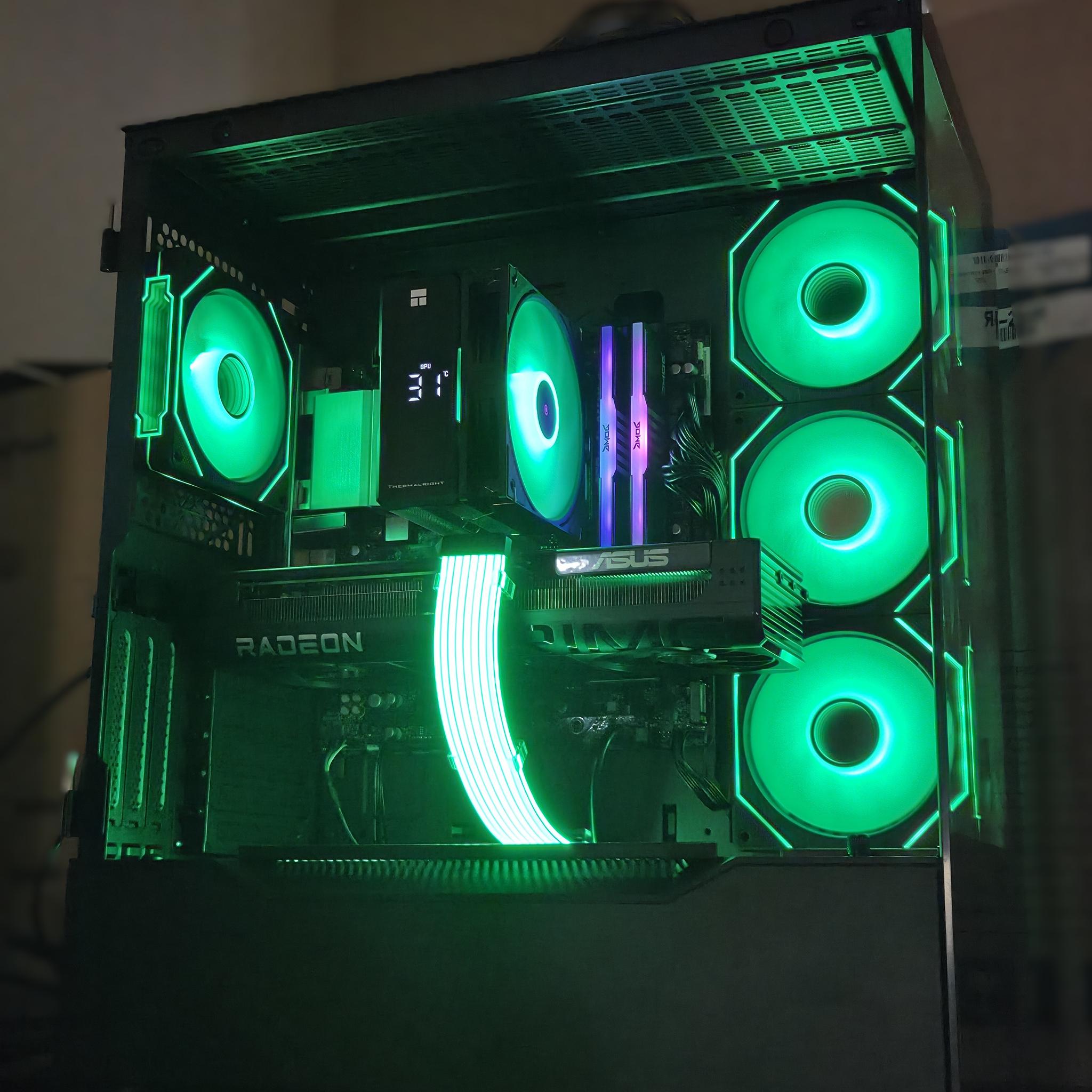 Magmadar!🔥– Ryzen 7 5800XT • RX 9060 XT • 32GB DDR4 • 1TB Gen4 NVMe • Temp Display