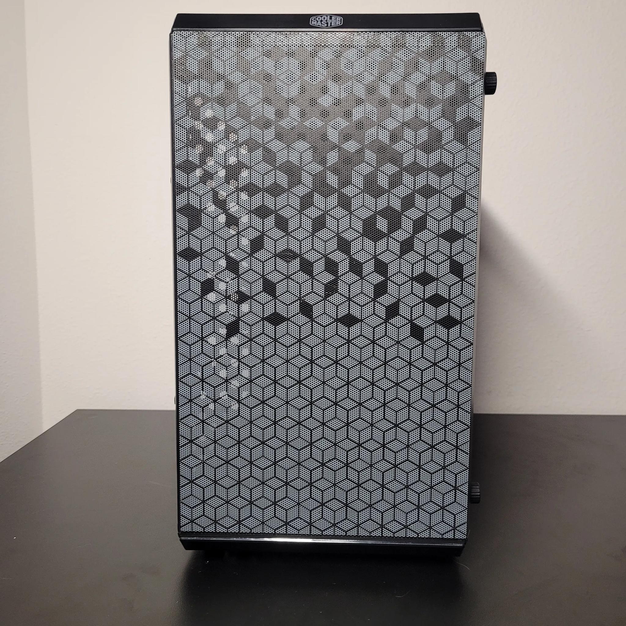 Smokey Starter // 1TB NVME // GTX 1660S // Ryzen 5 2600 // 16GB