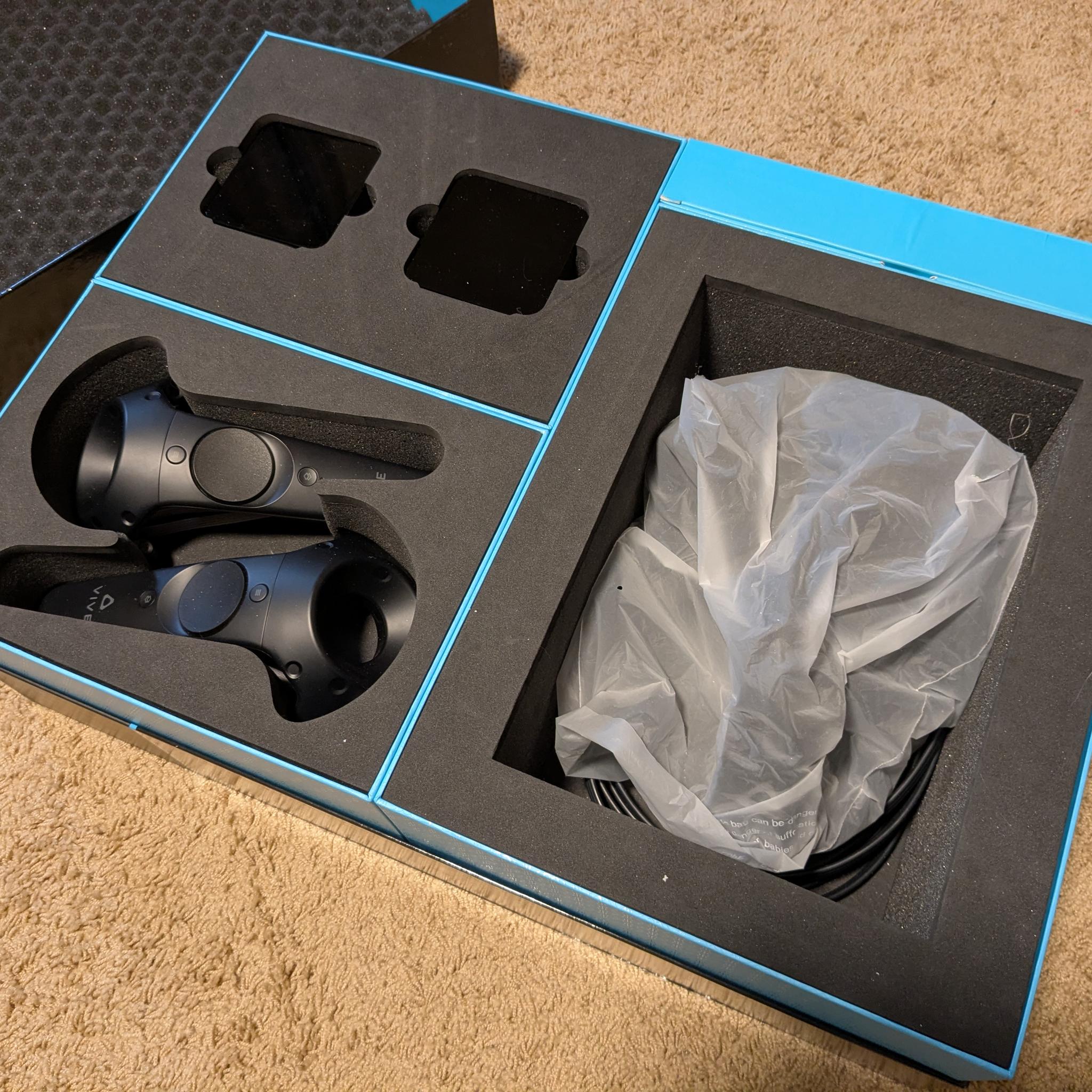 HTC Vive Full Kit - HMD, Original Box, and all parts