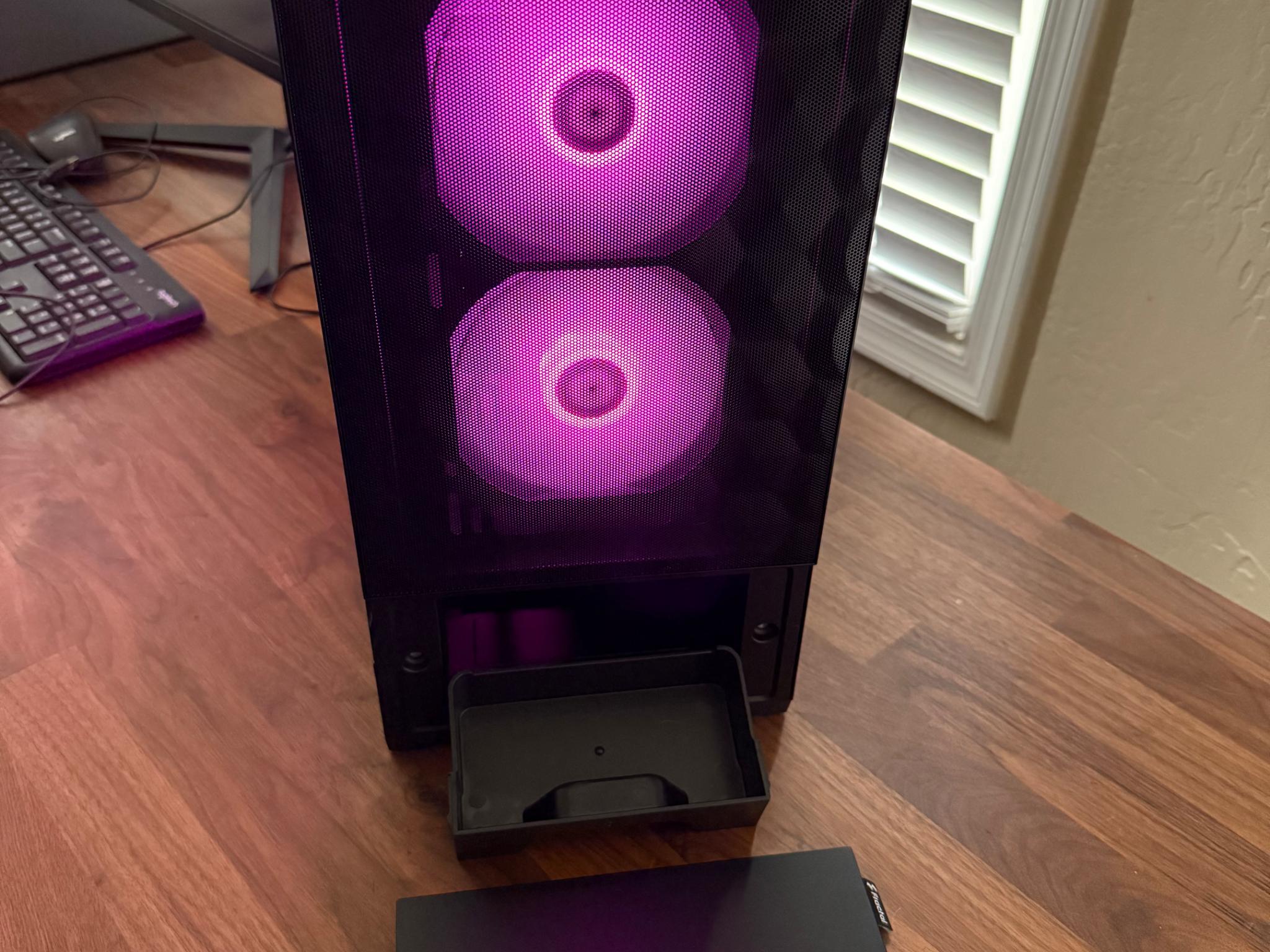 On Sale! Like New Gaming PC. Ryzen 5 7500F, Radeon RX 6800, 32GB Ram and 1TB SSD