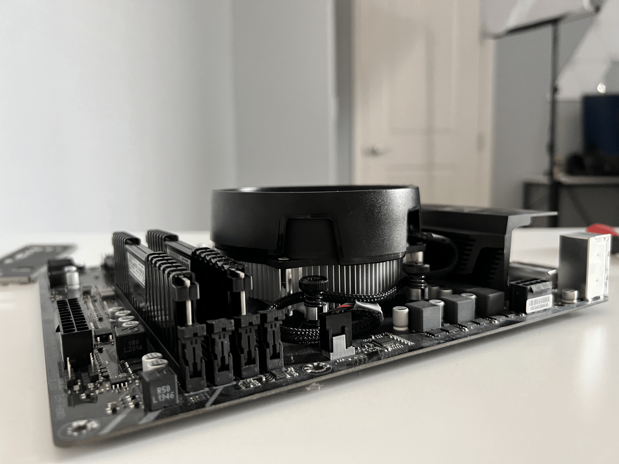 Mobo, CPU, RAM Combo [Aorus A520m, Ryzen 3100, 2x4GB 3000mhz RAM]