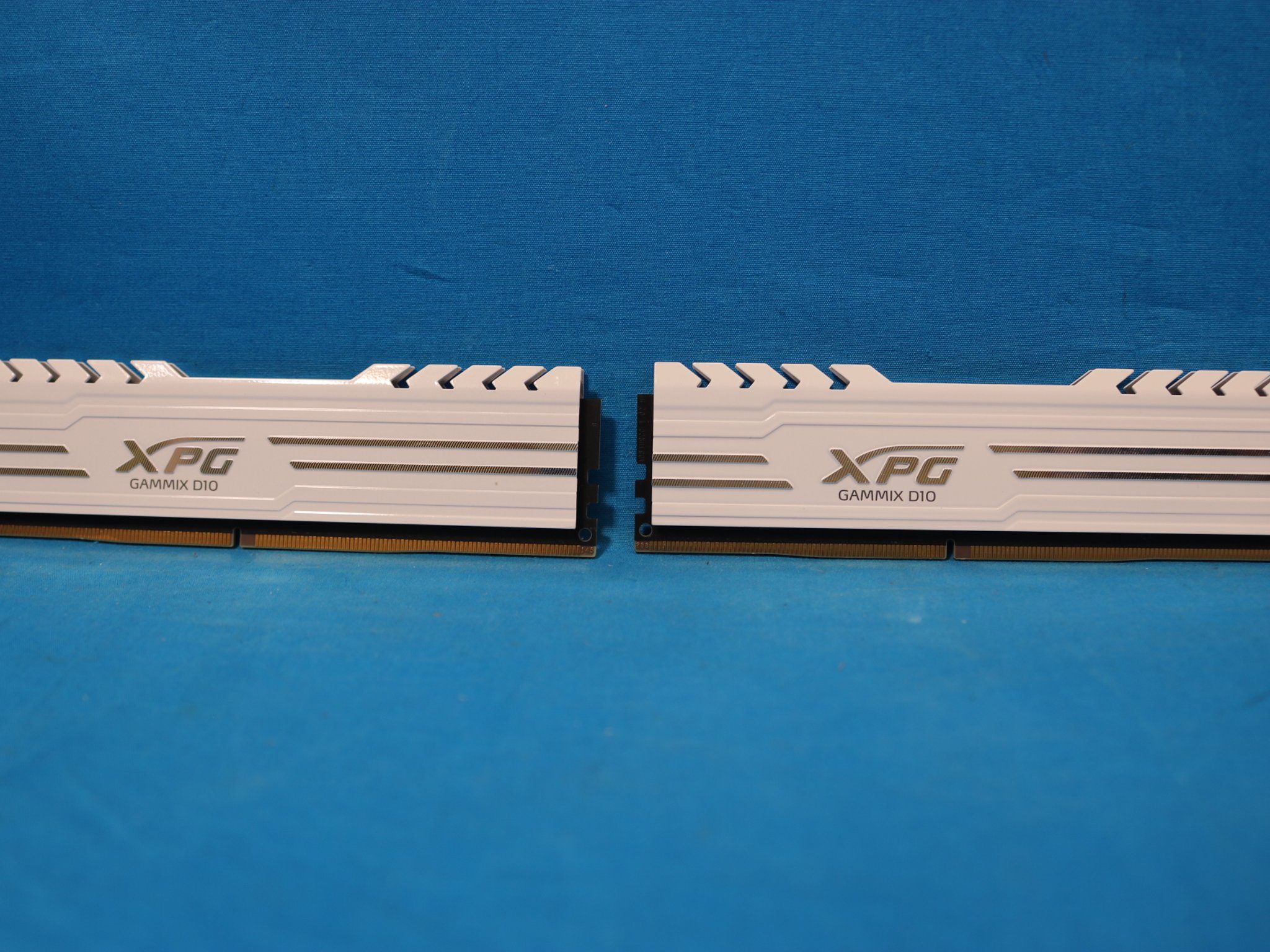 ADATA XPG Gammix D10 16GB (2x8GB) DDR4 3000MHz CL16 1.35V Desktop RAM AX4U300038G16A-BW10