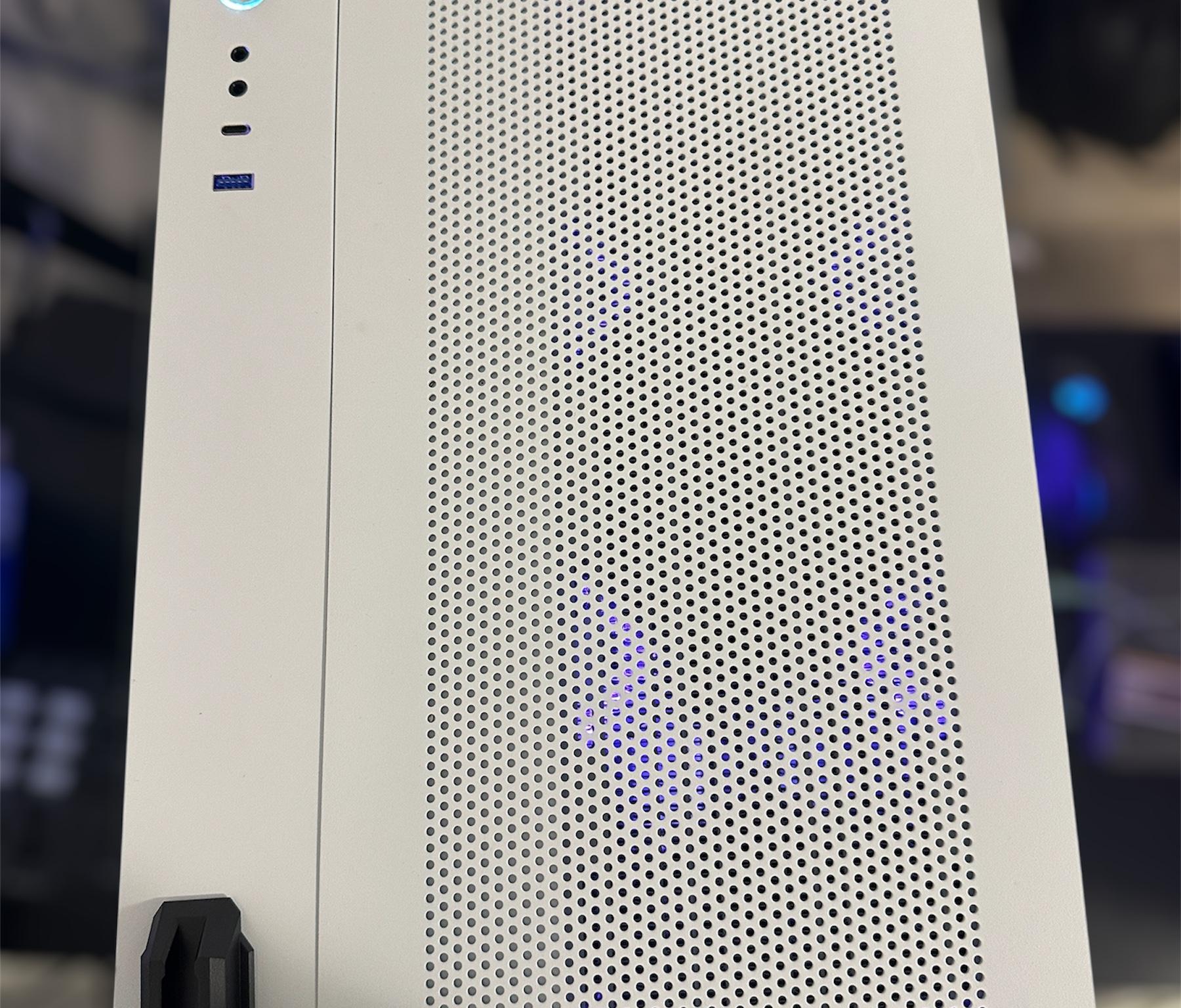 Starlight | Custom Gaming Pc