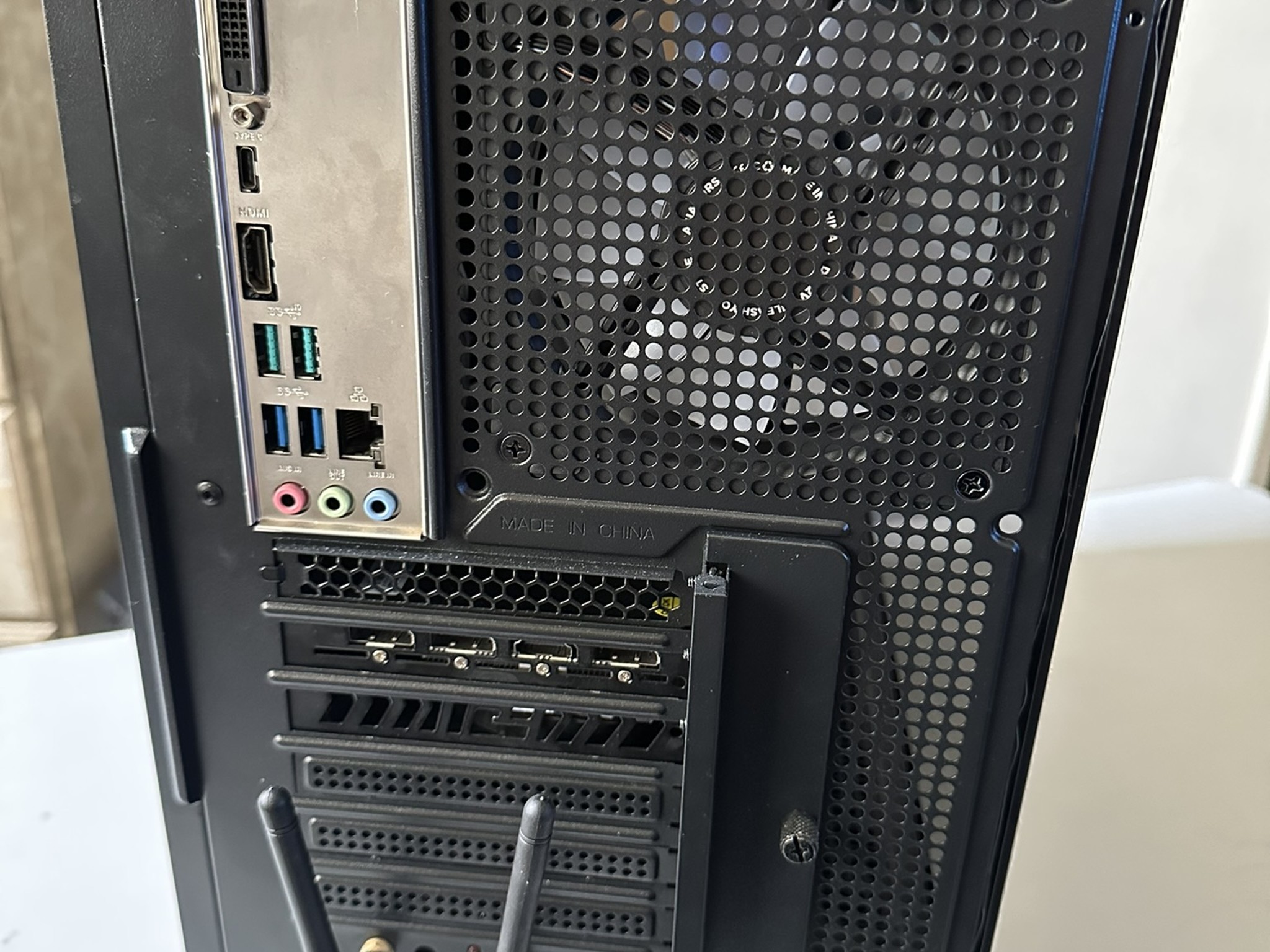 Gaming PC - Ryzen 7 2700X / RX 6600 XT / 512GB NVME / 16GB RAM