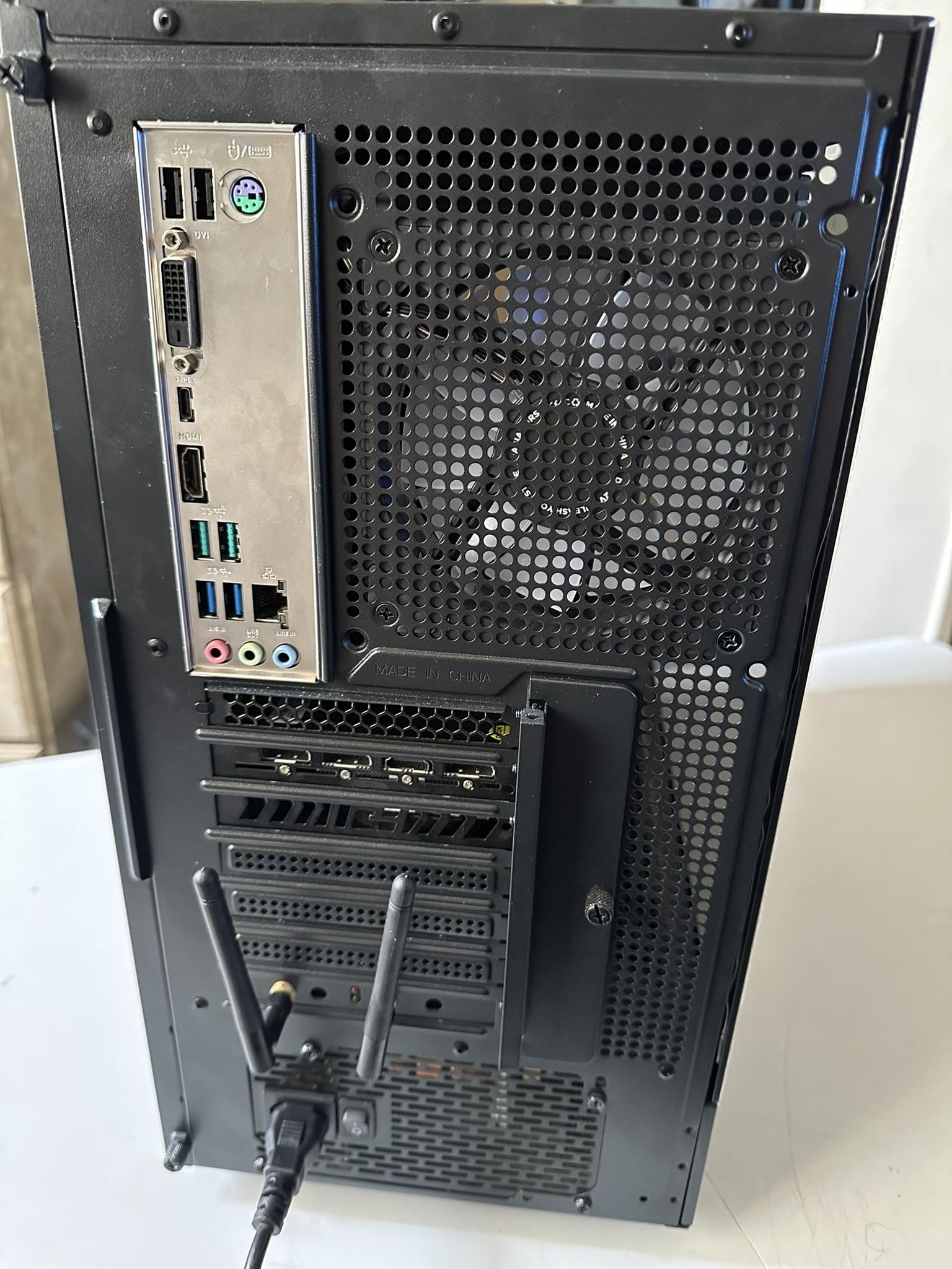 Gaming PC - Ryzen 7 2700X / RX 6600 XT / 512GB NVME / 16GB RAM
