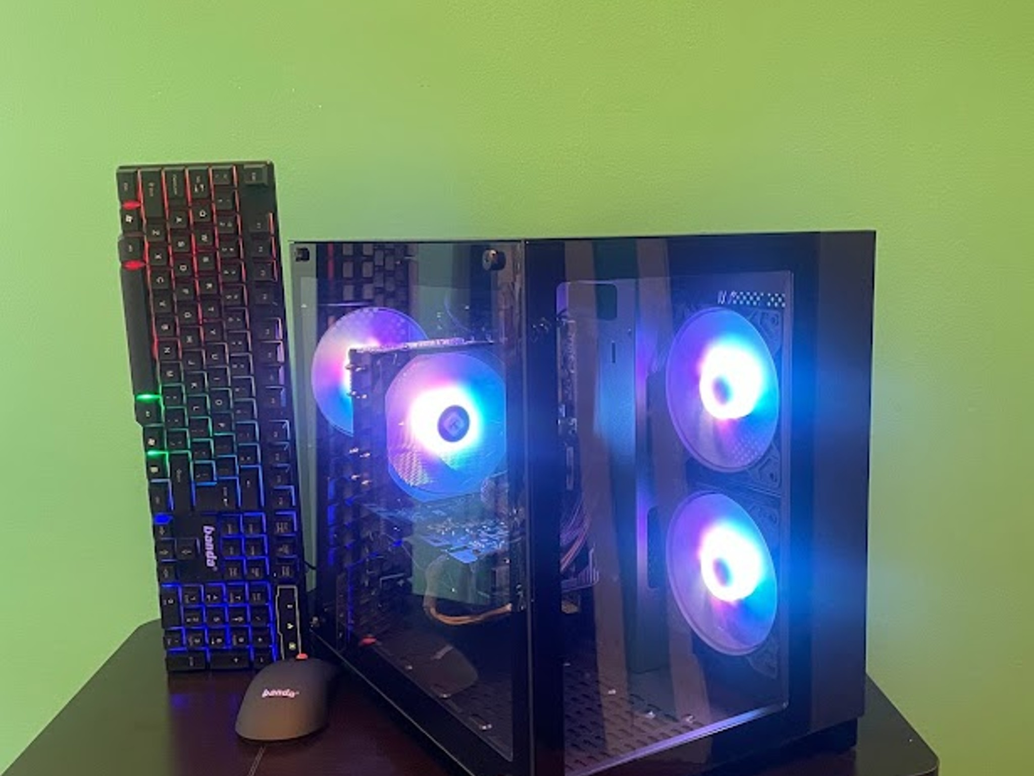 GLASSY Black Gaming PC| Intel i5 / Amd RX470 / 8GB / 500GB SSD Win 10 Pro WiFi