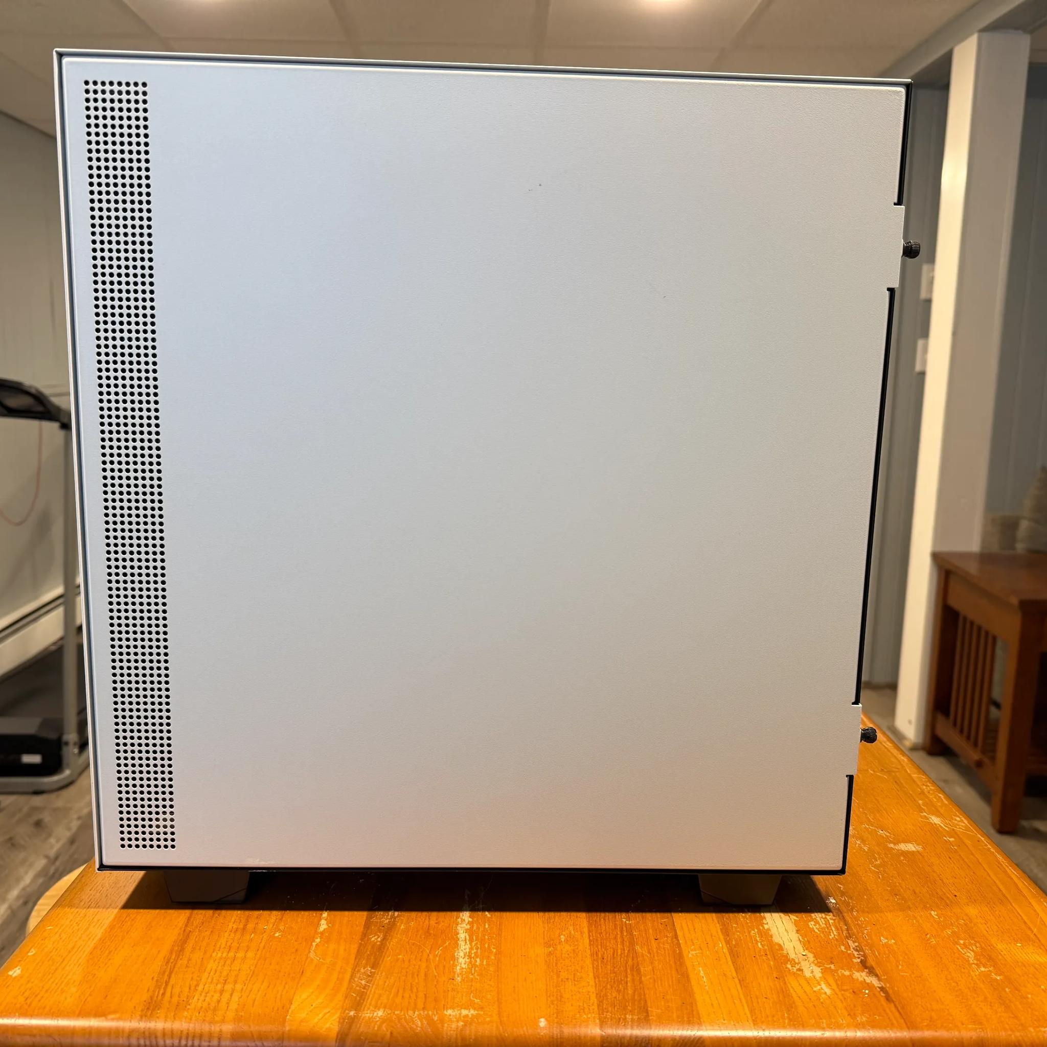 Gaming PC – RX 580, Ryzen 5, 16GB RAM, SSD, Win 11 Pro – Read Description