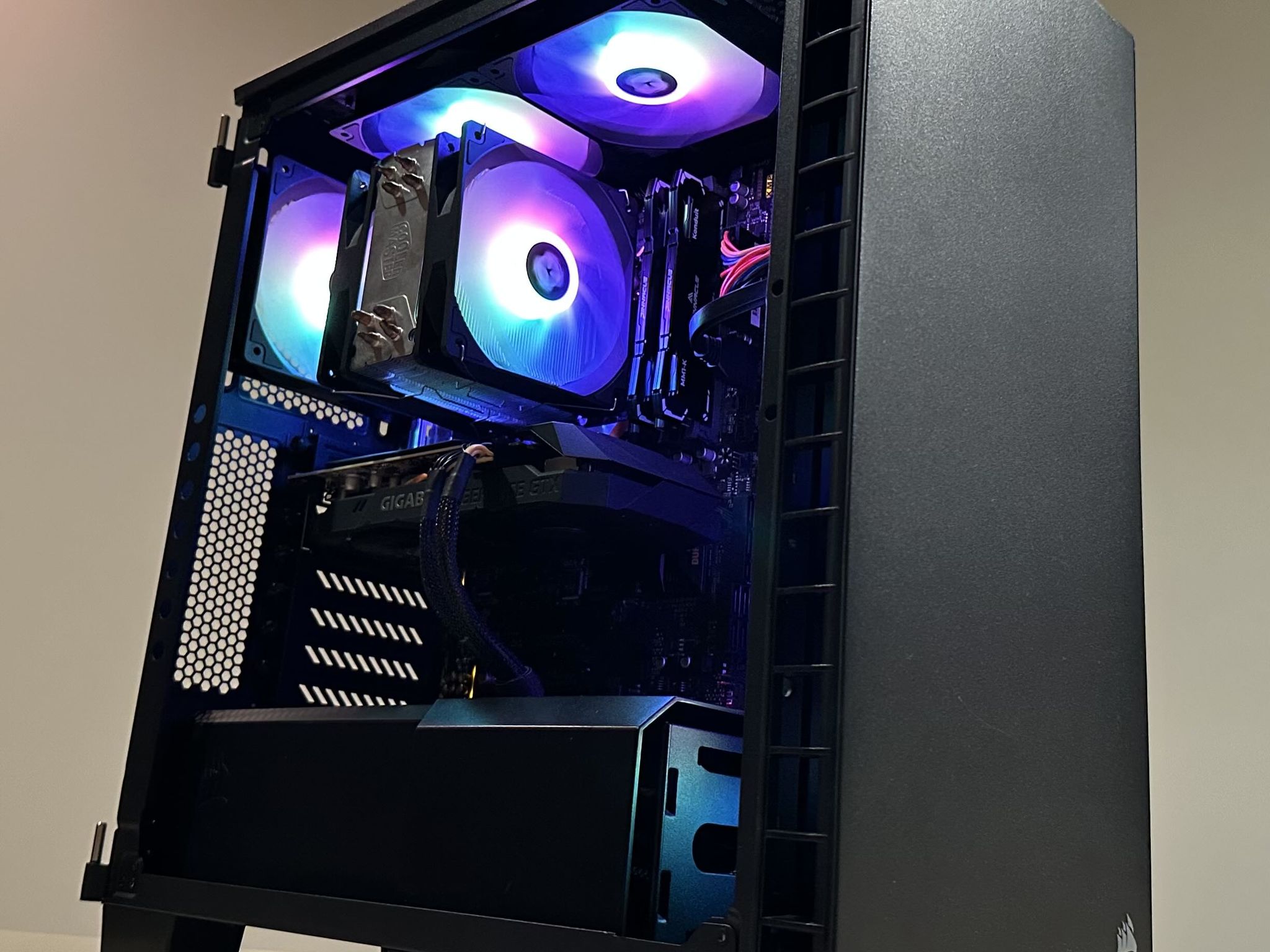 Gaming PC - Intel Core i5-7600K | Gigabyte NVIDIA GTX 1660 Super | 16GB RAM | 1TB SSD | Win11