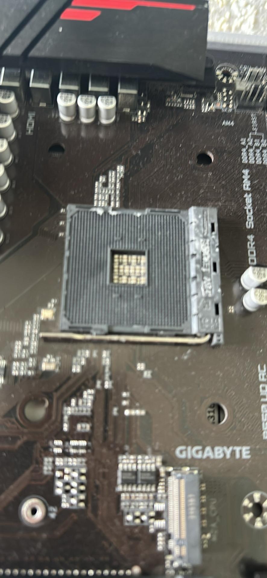 Gigabyte B550 UD AC ATX AM4 Motherboard (tested, works perfectly fine)