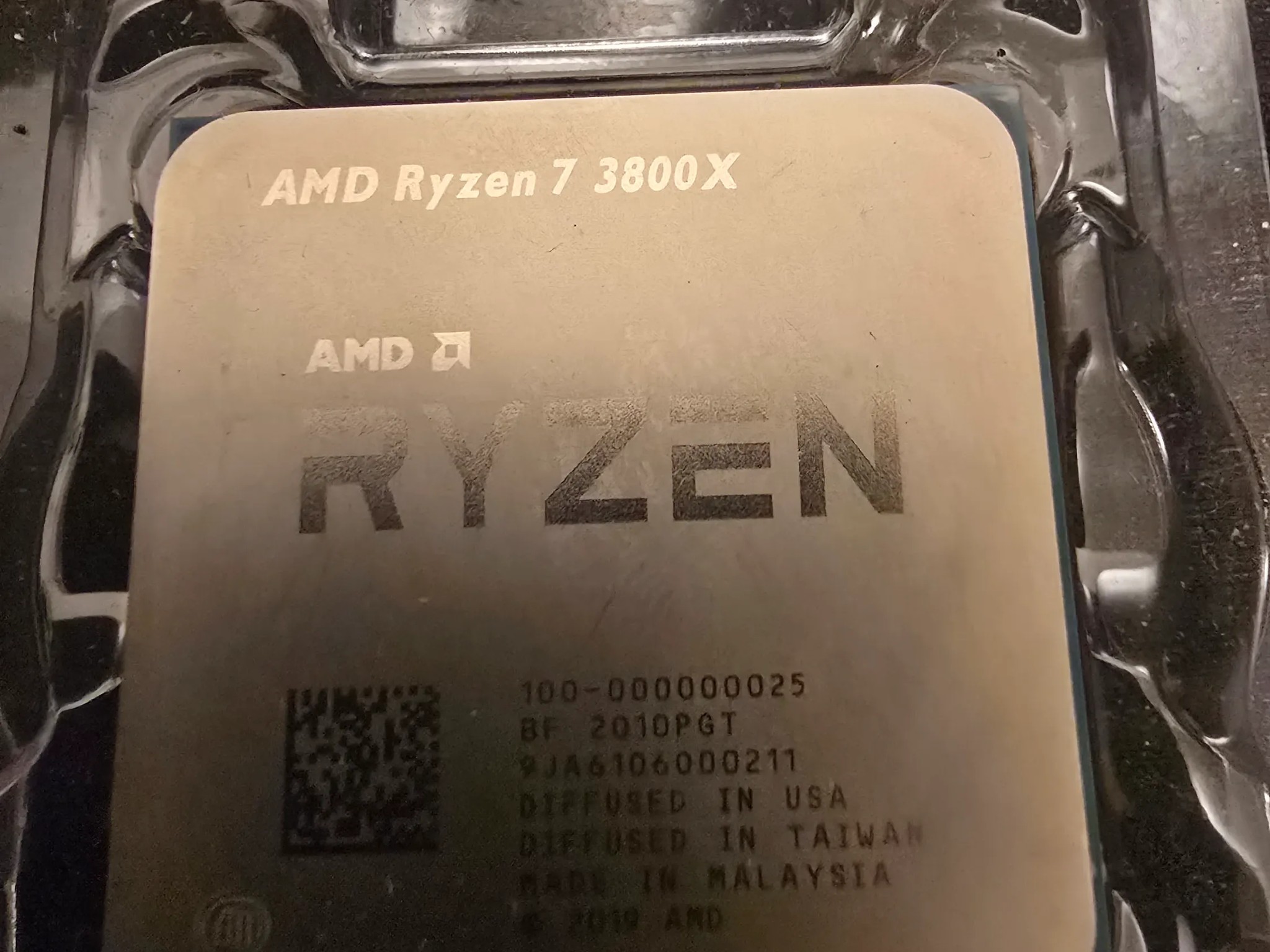 AMD Ryzen 7 3800X