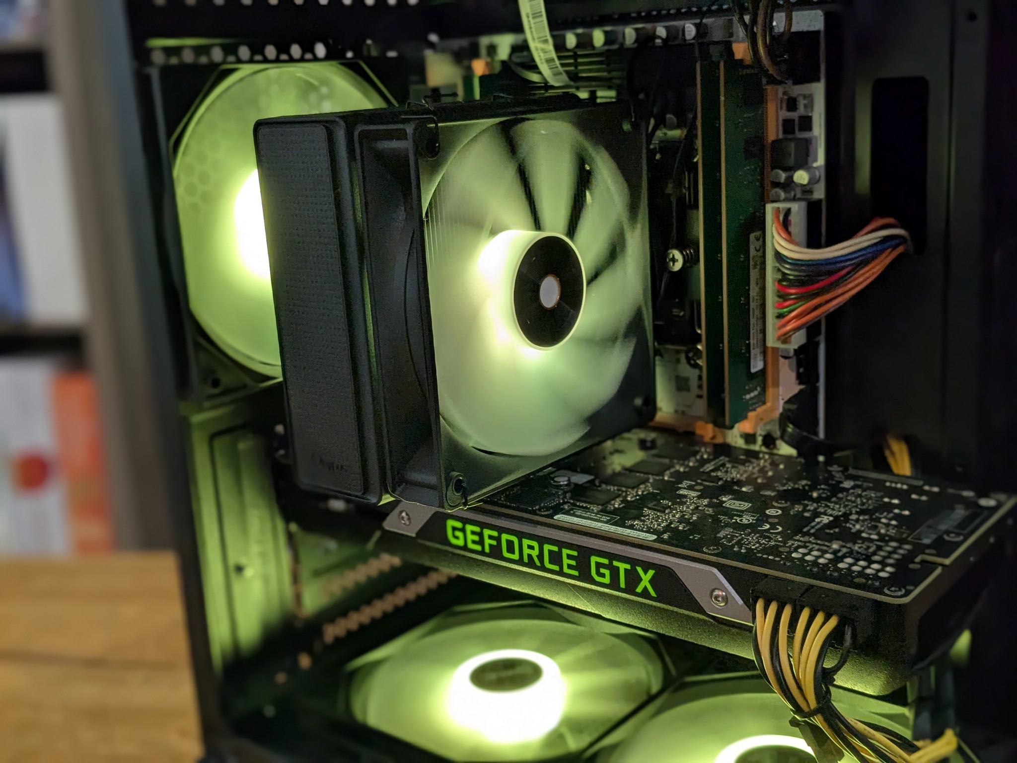 AI or CAD Workstation | 18 Core Xeon CPU, 12GB Nvidia TITAN X GPU, 32GB RAM, 1TB SSD, Win11
