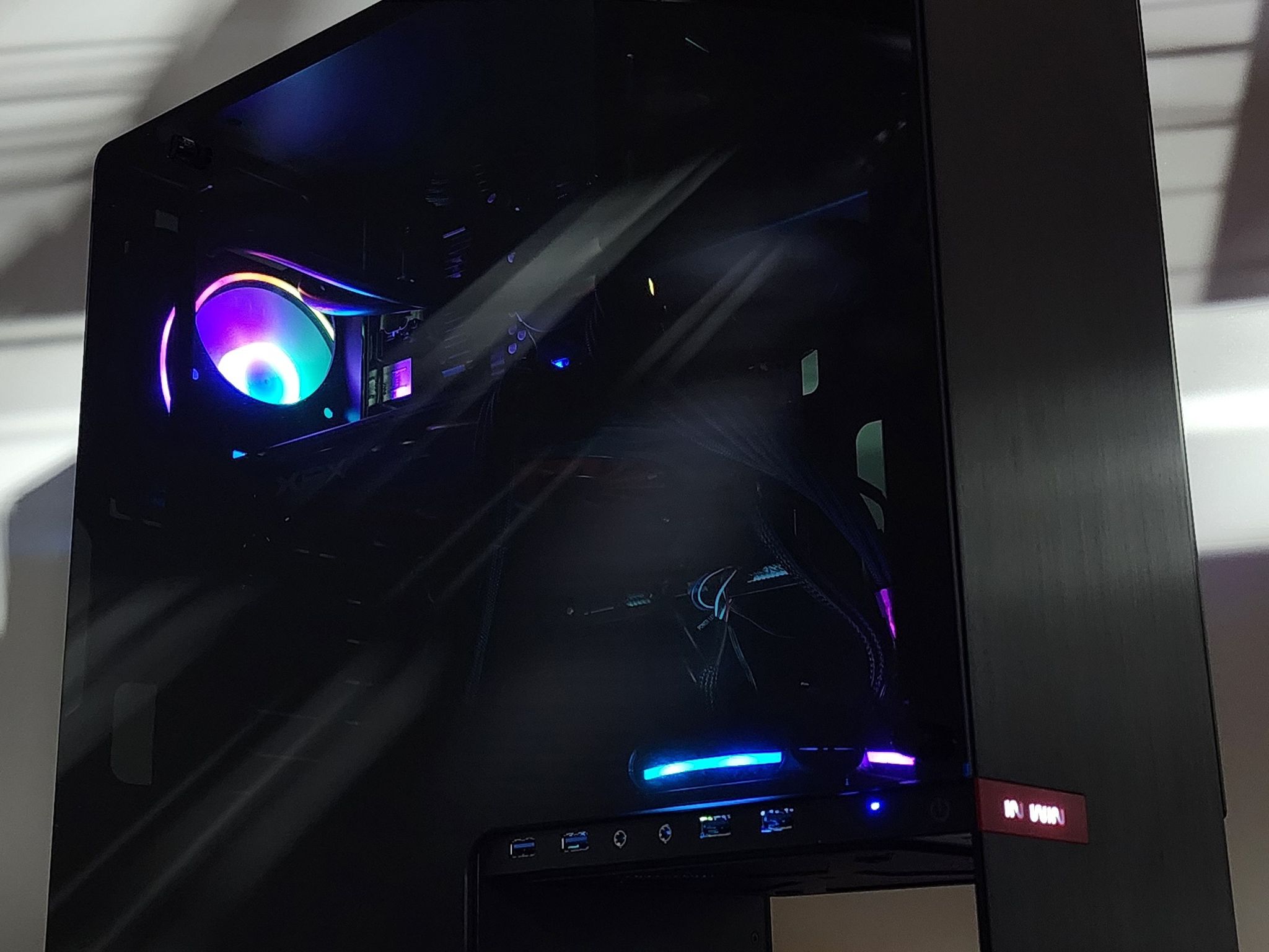 Gaming PC Ryzen 5 9600X 16GB RAM 500GB SSD RX 570 8GB Windows 11 Computer