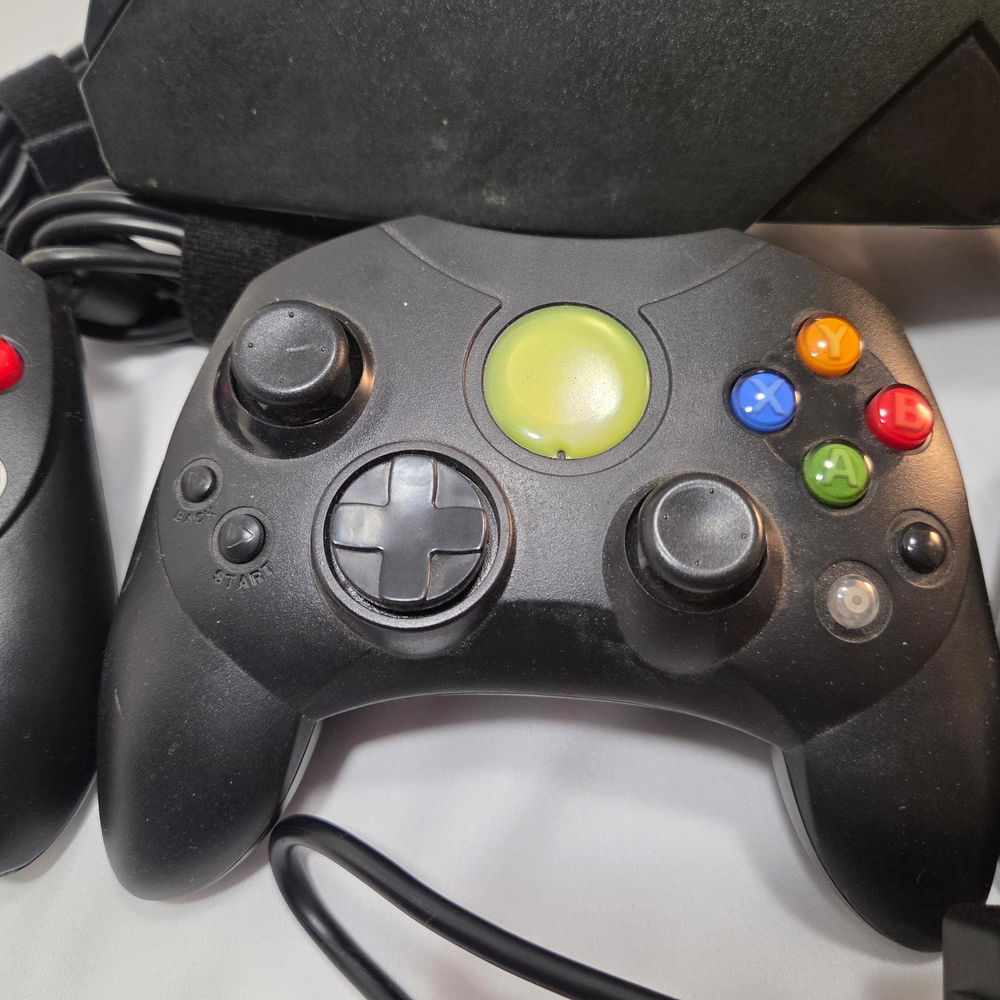 Modded Original XBOX w/ 4 Controllers and HDMI Adapter