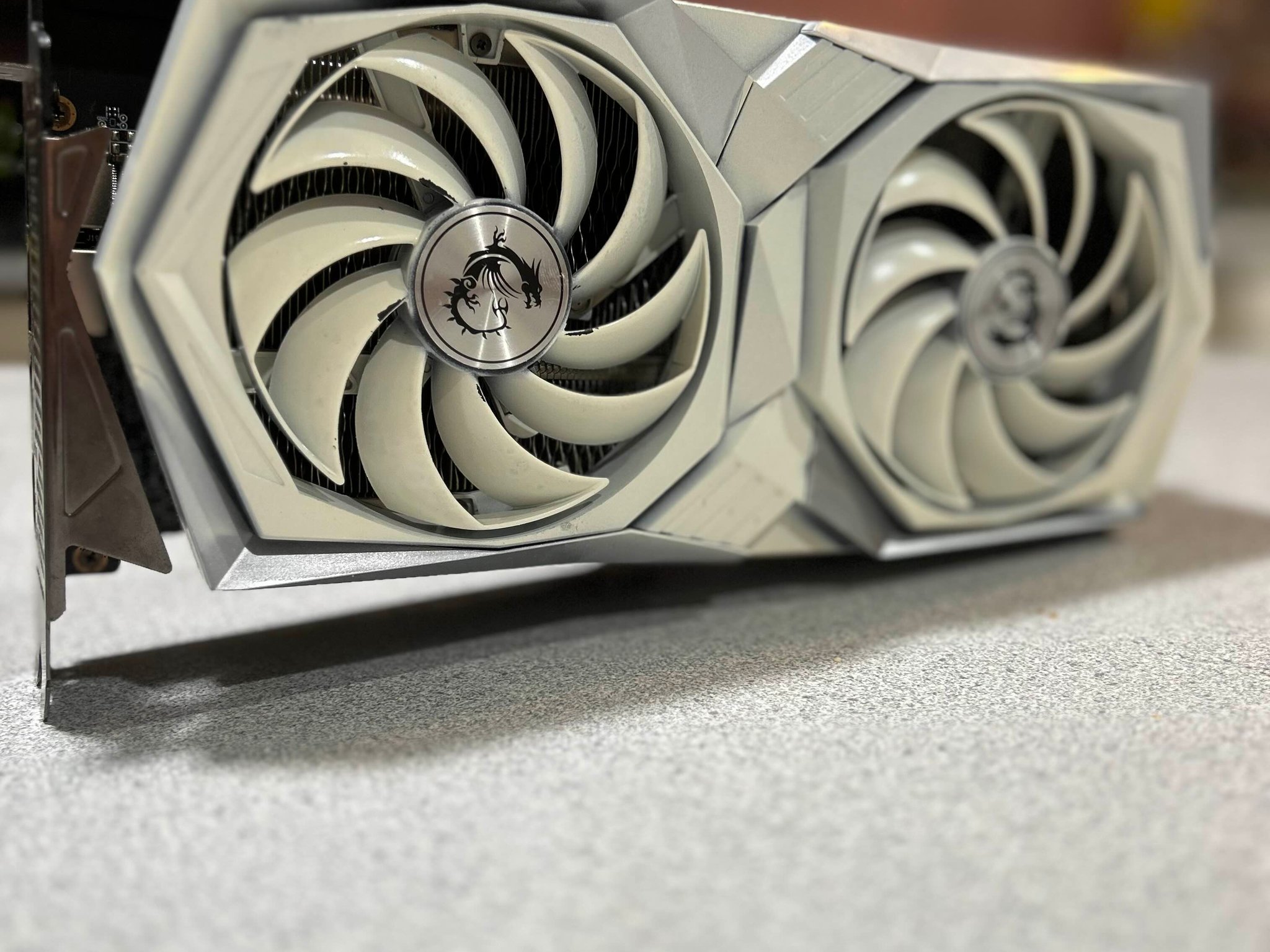 *READ DESC OVERHEATING ISSUE BUT WORKS* RX 6700XT