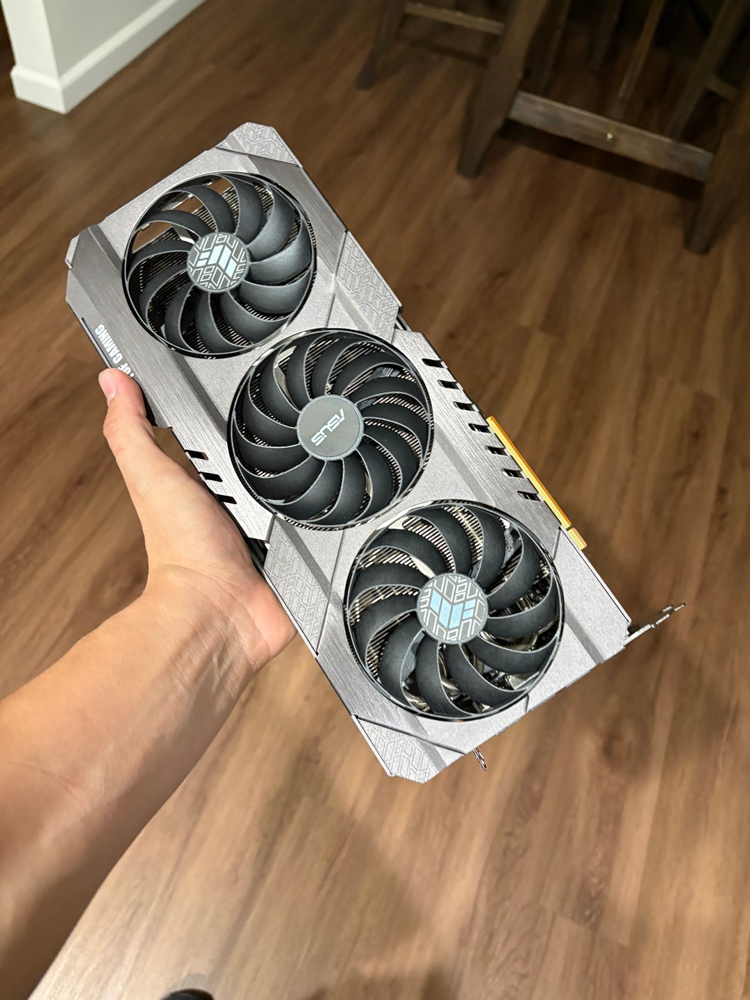 【新品同様】ASUS TUF-RX6800XT-O16G-GAMING ASUS TUF-RX6800XT-O16G-GAMING | Jawa