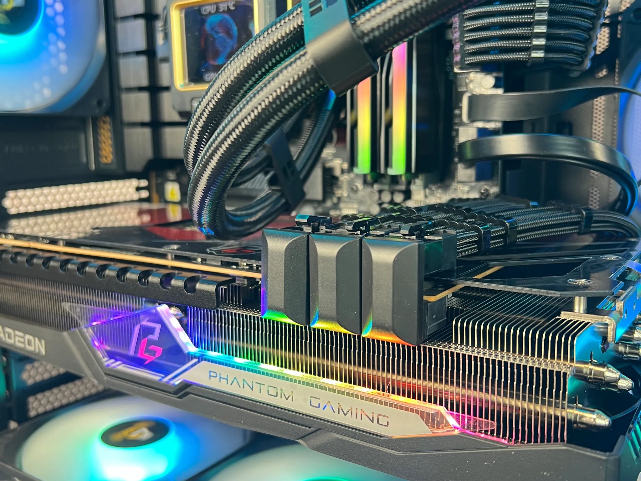 7800X3D | RX 7900 XTX 24GB | 32GB DDR5 | 2TB M.2 | WIN 11 PRO