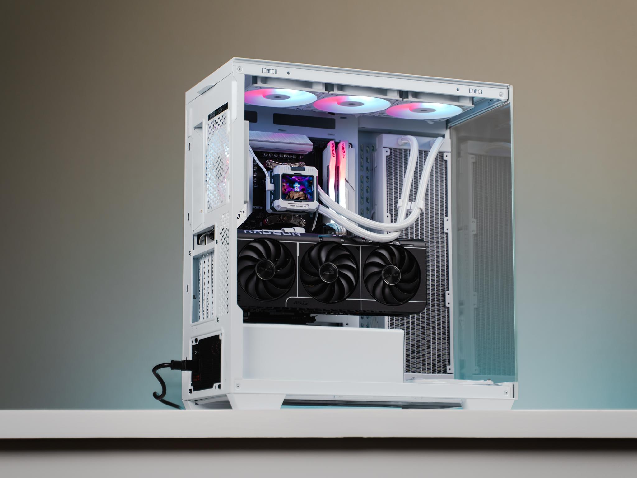 “Astraform” RX 9070 XT Ryzen 7 9700X 2TB 32GB Windows 11 Gaming PC Powerhouse