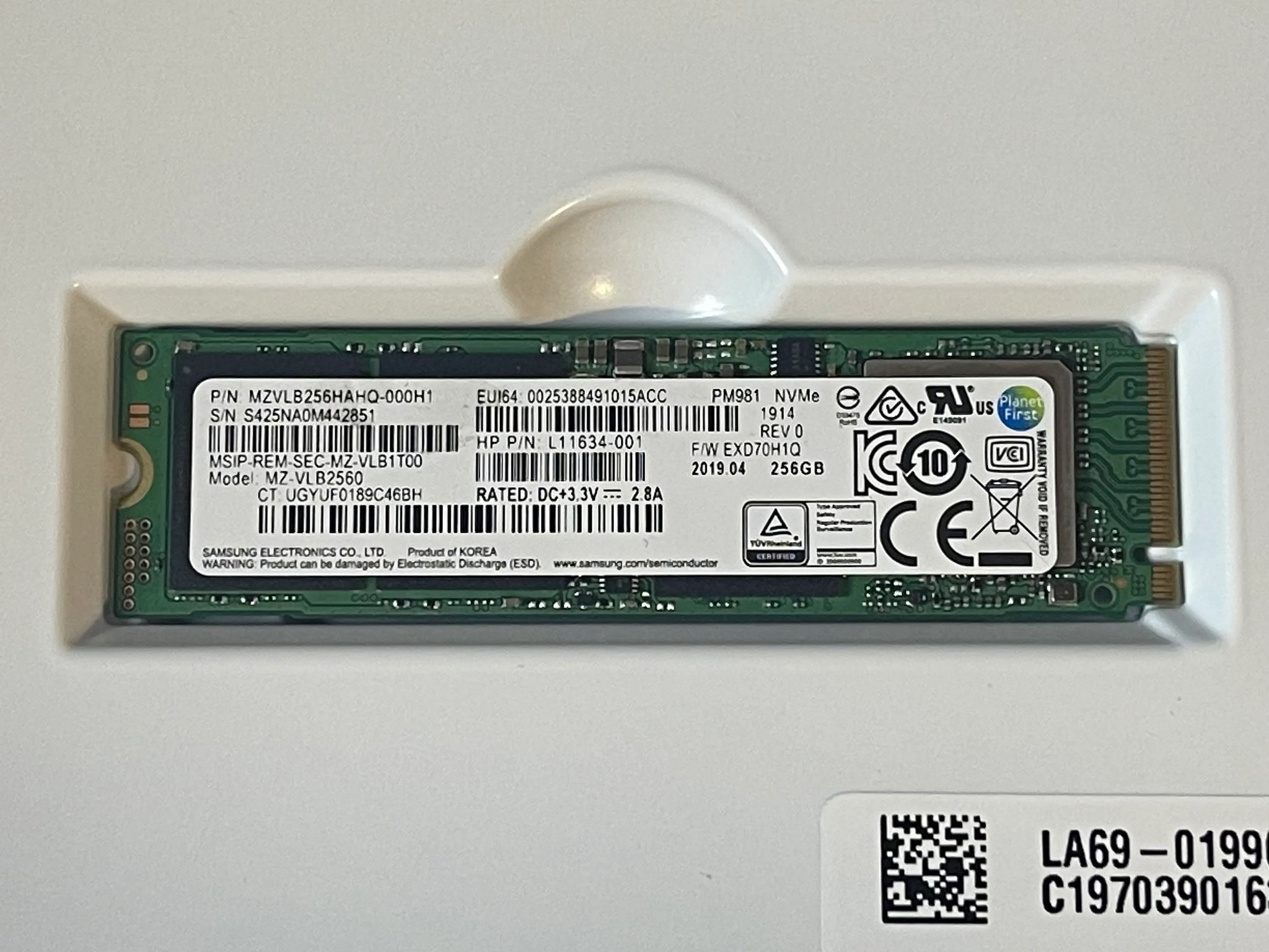Used, Samsung PM981 256GB NVMe M.2 SSD