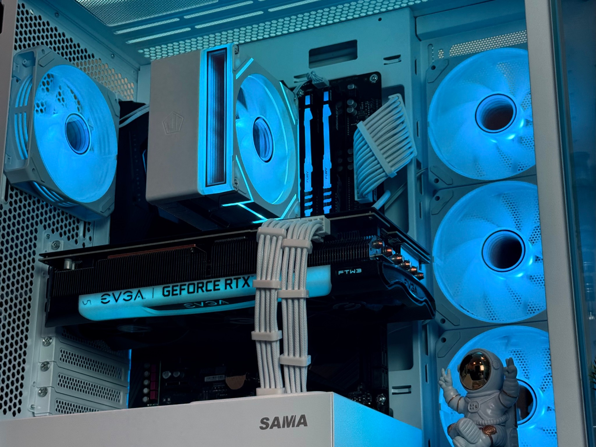 Brand New Gaming PC | RTX 3070 Ti | Ryzen 5 5600 | 32GB DDR4 RAM | 1TB | Windows 11