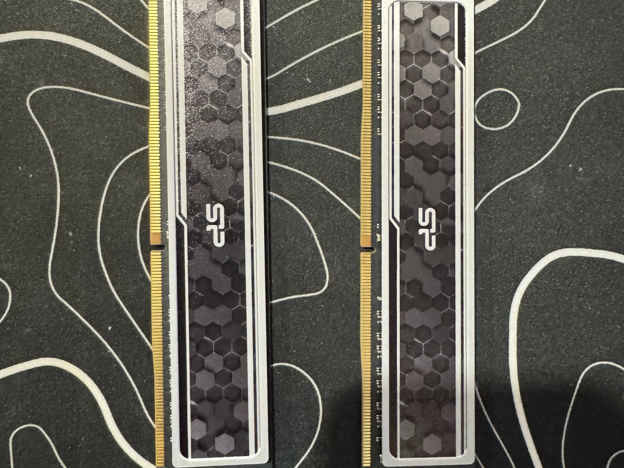 Silicon Power GAMING 16 GB (2 x 8 GB) DDR4-3200 CL16 Memory