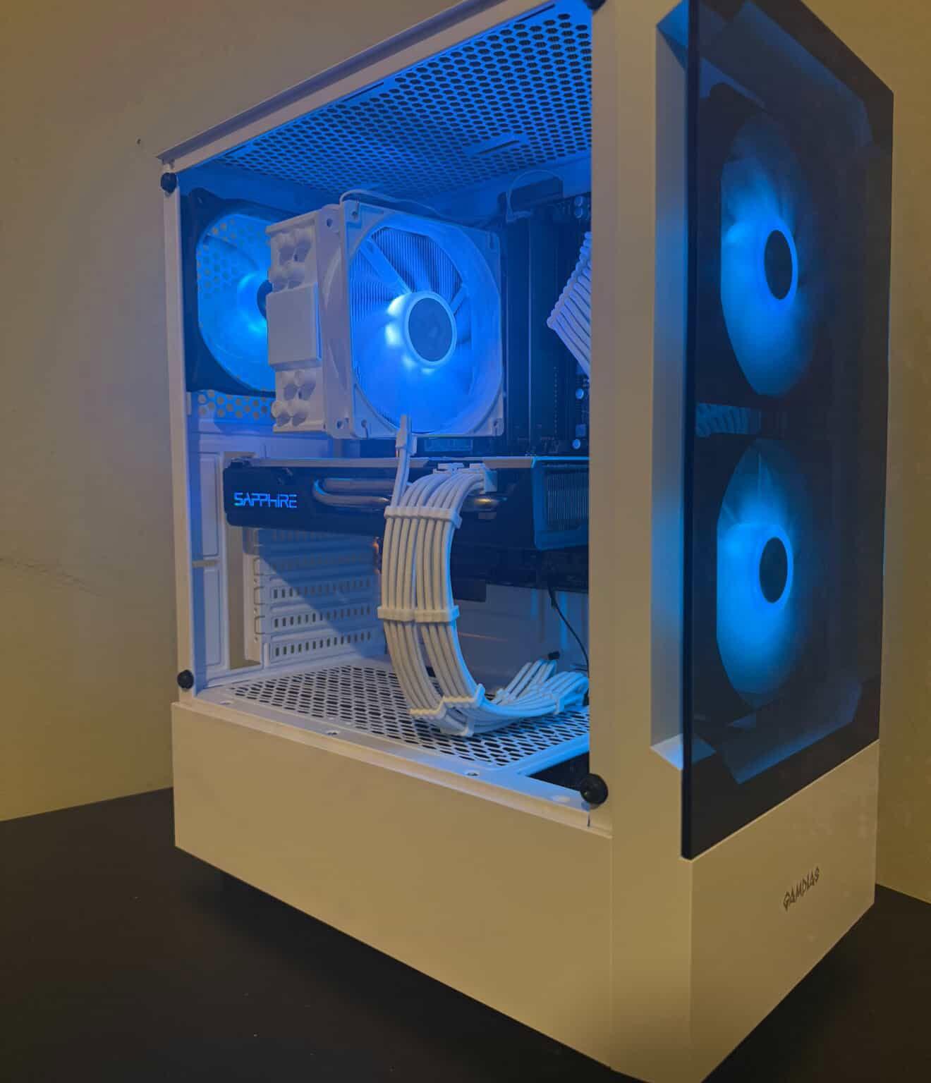 ❄️ White Phantom Gaming PC ❄️ | Intel i5 | Sapphire RX 580 4GB | 16GB DDR4 |