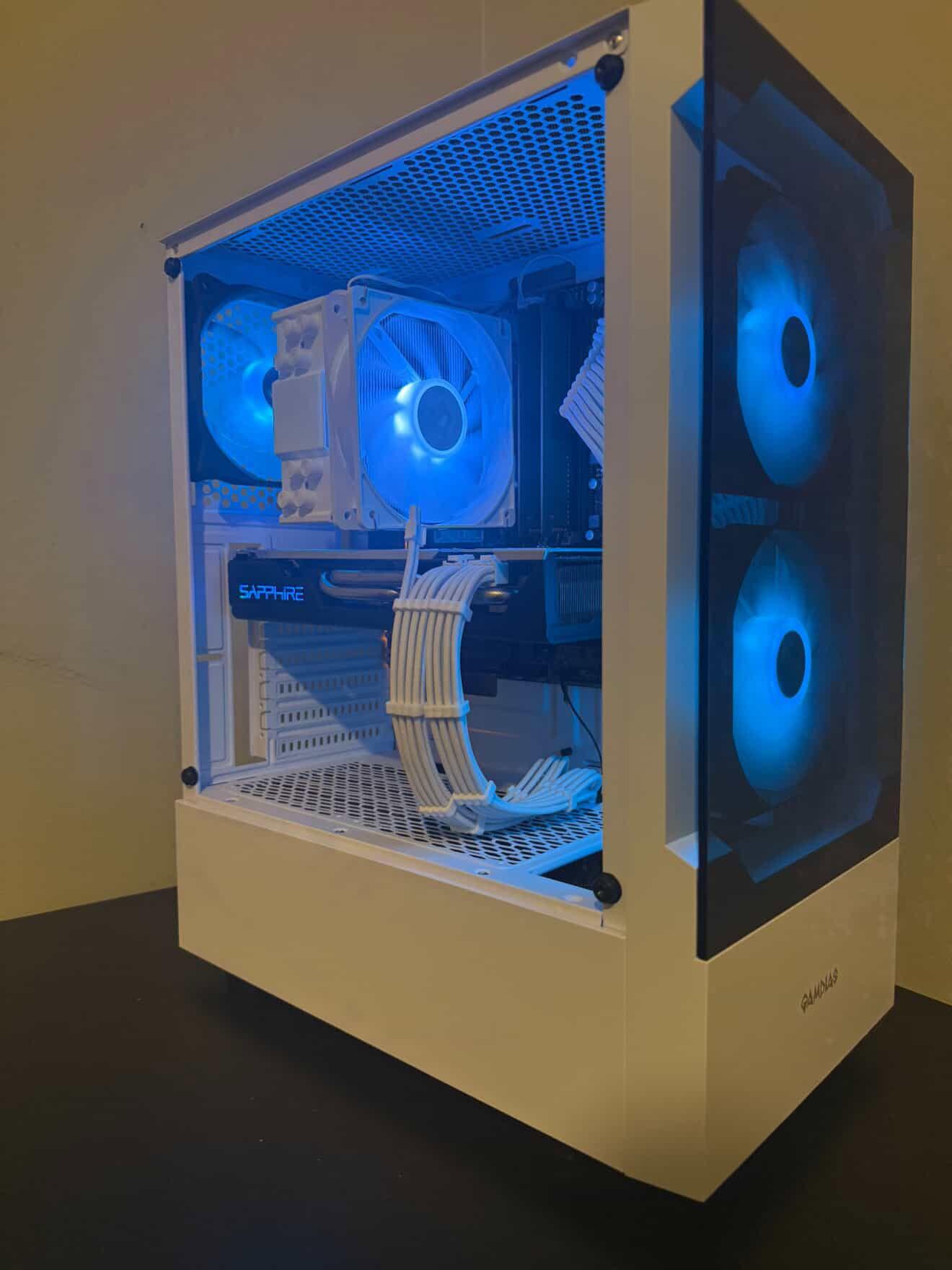 ❄️ White Phantom Gaming PC ❄️ | Intel i5 | Sapphire RX 580 4GB | 16GB DDR4 |