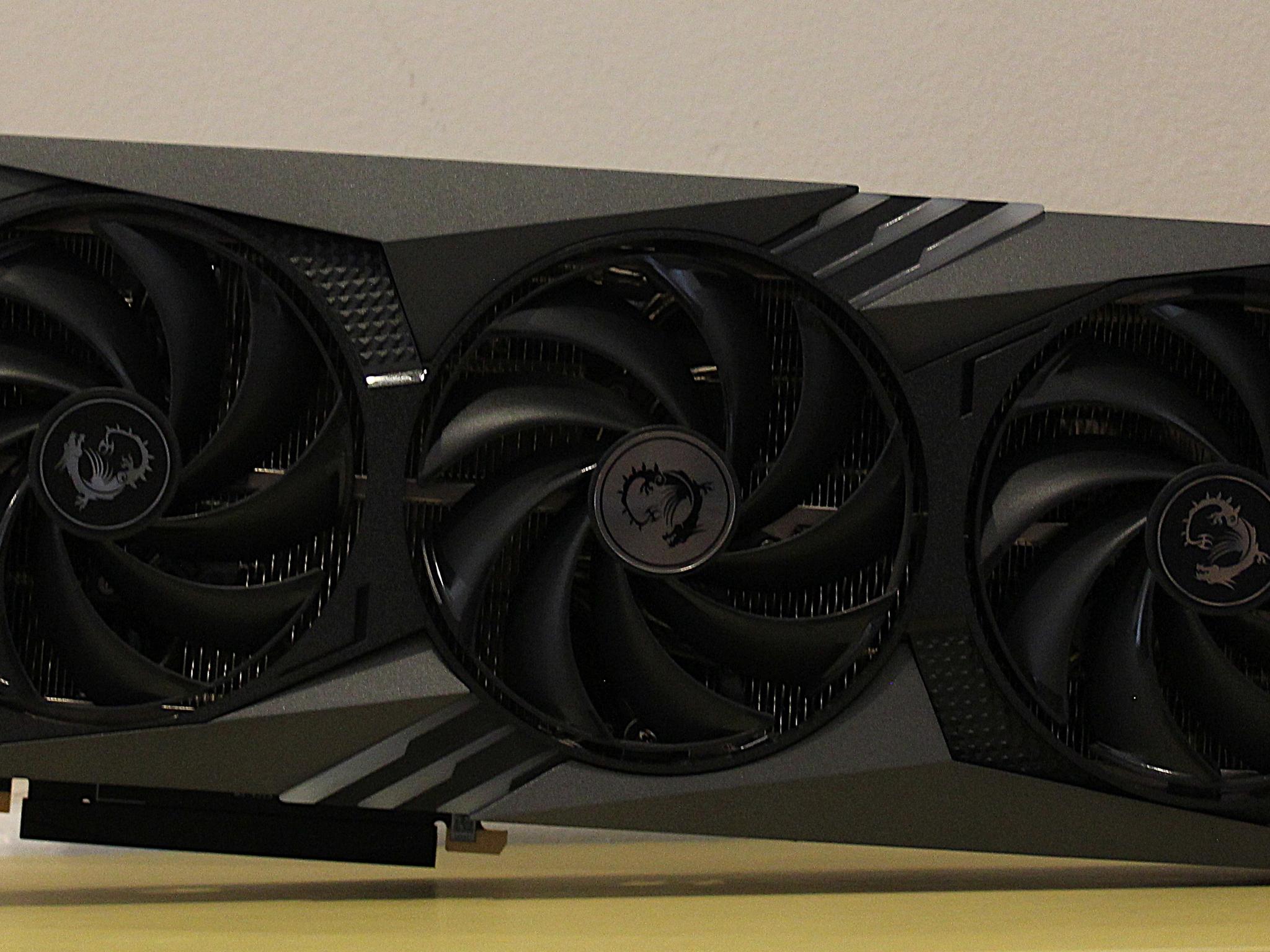 MSI GAMING X TRIO GeForce RTX 4070 Ti - Image 1