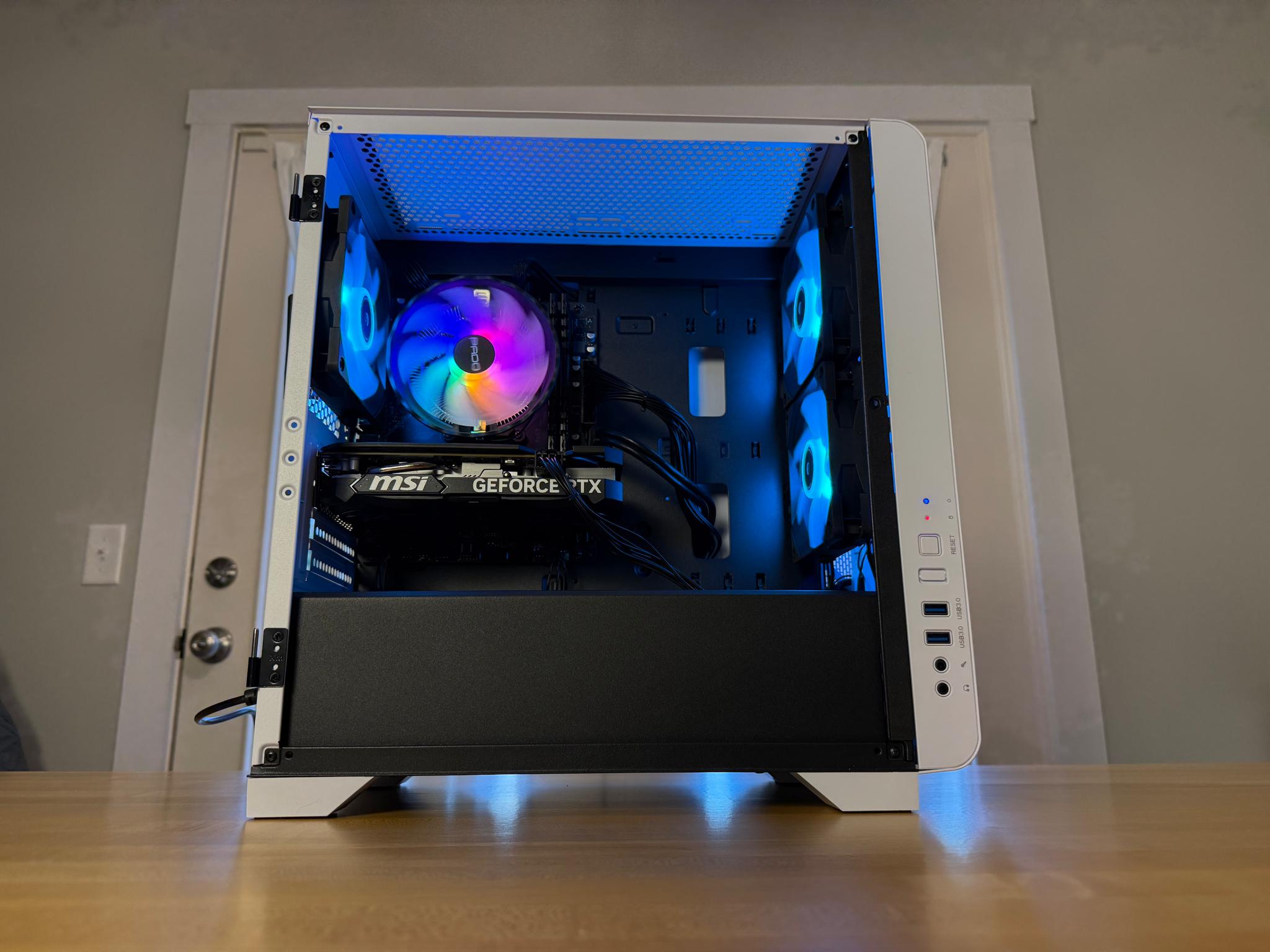 ⚪️⚫️| RTX 4060 8gb, Ryzen 2600, 1tb SSD, WiFi Equipped ARGB Gaming PC